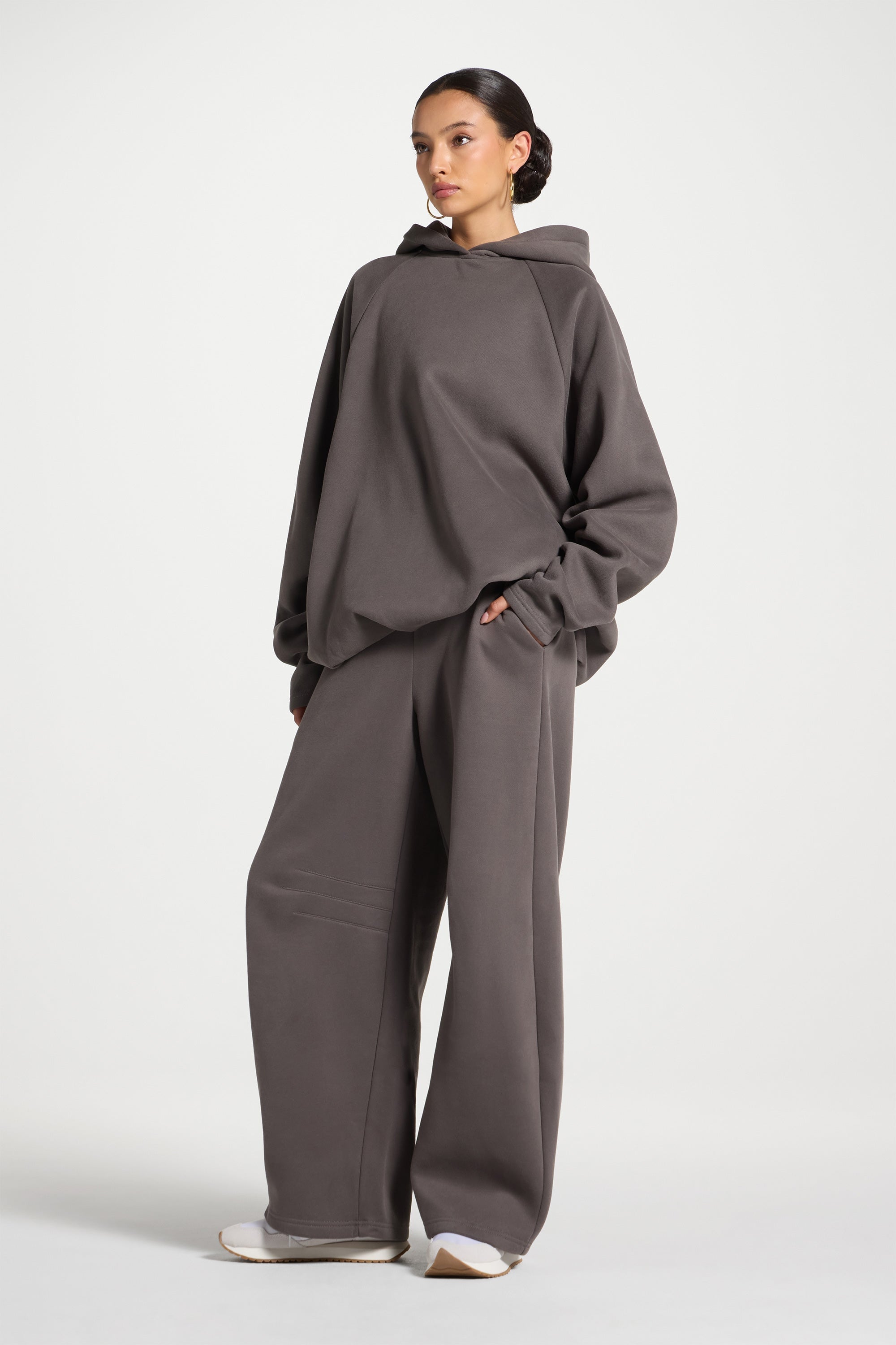 Pleated Lounge Top & Pants Set - Iron Abayas Veiled 
