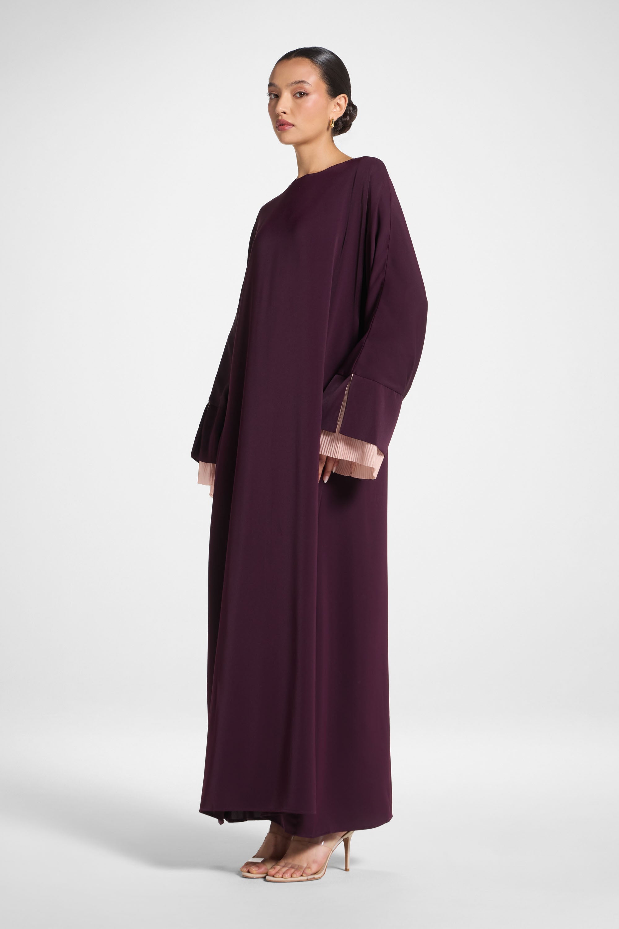 Plisse Sleeve Abaya - Chocolate Plum Abayas Veiled 