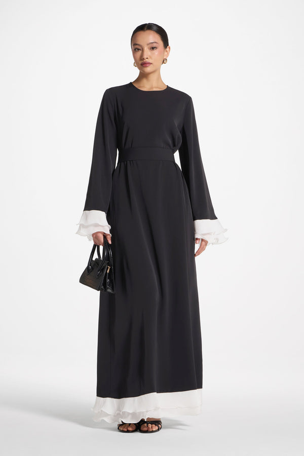 Plisse Sleeve Maxi Dress - Black Abayas Veiled 