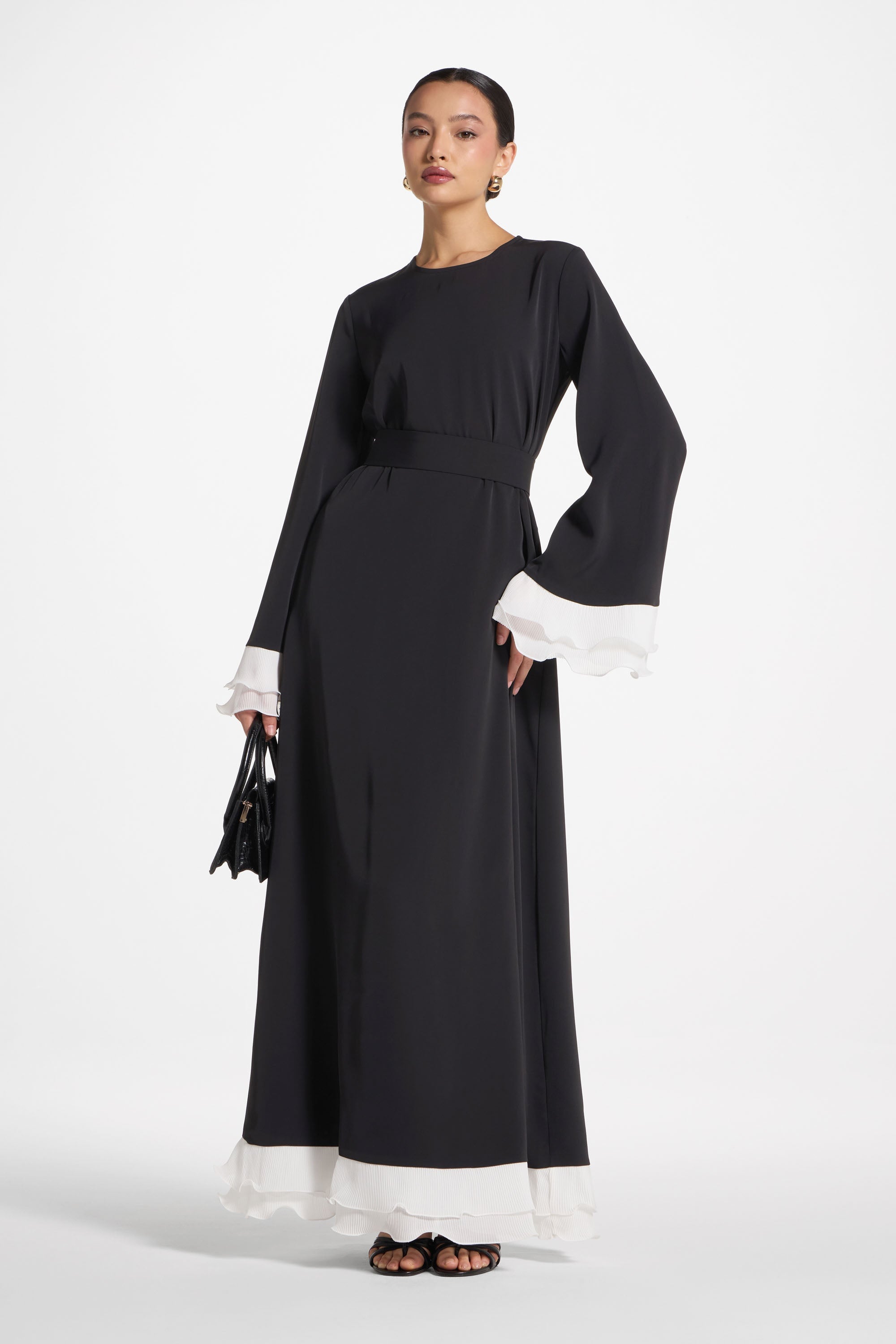 Plisse Sleeve Maxi Dress - Black Abayas Veiled 