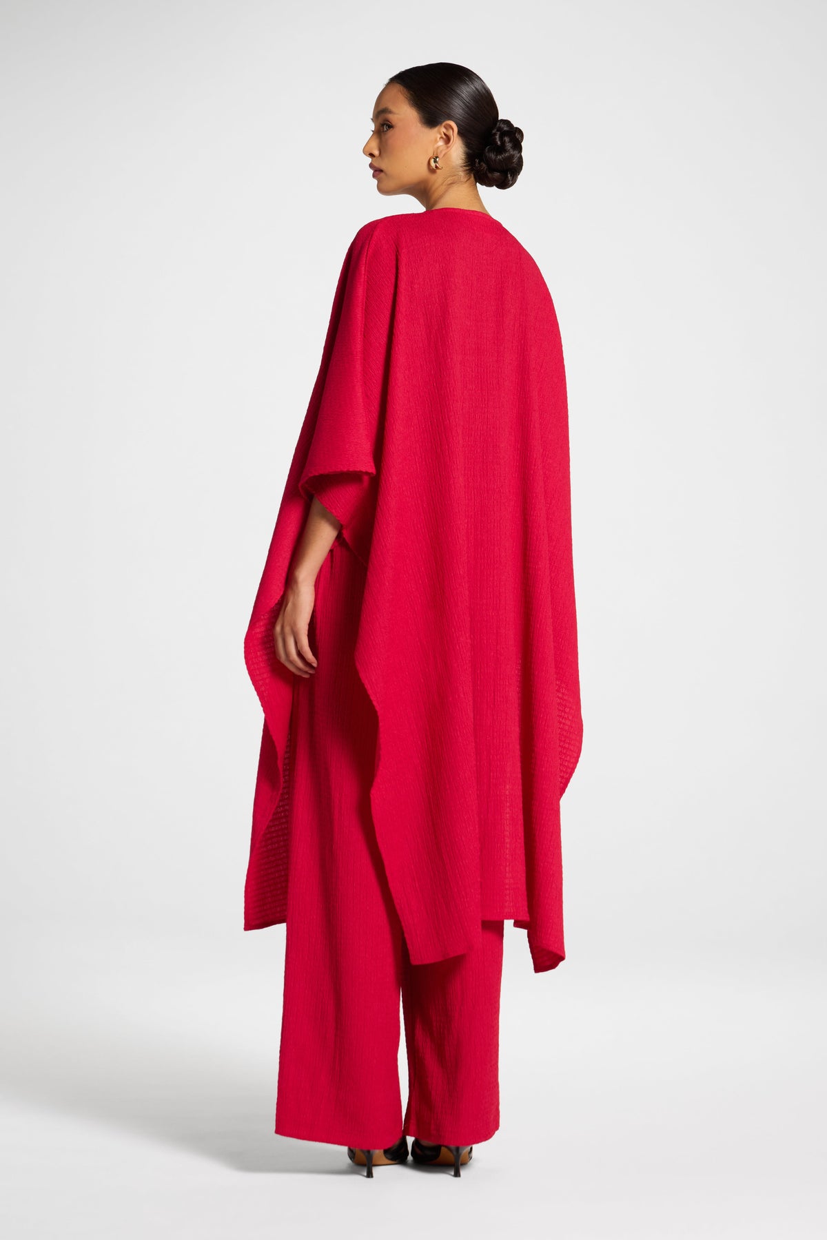 Poncho & Pant Set - Cherry Pants Veiled 