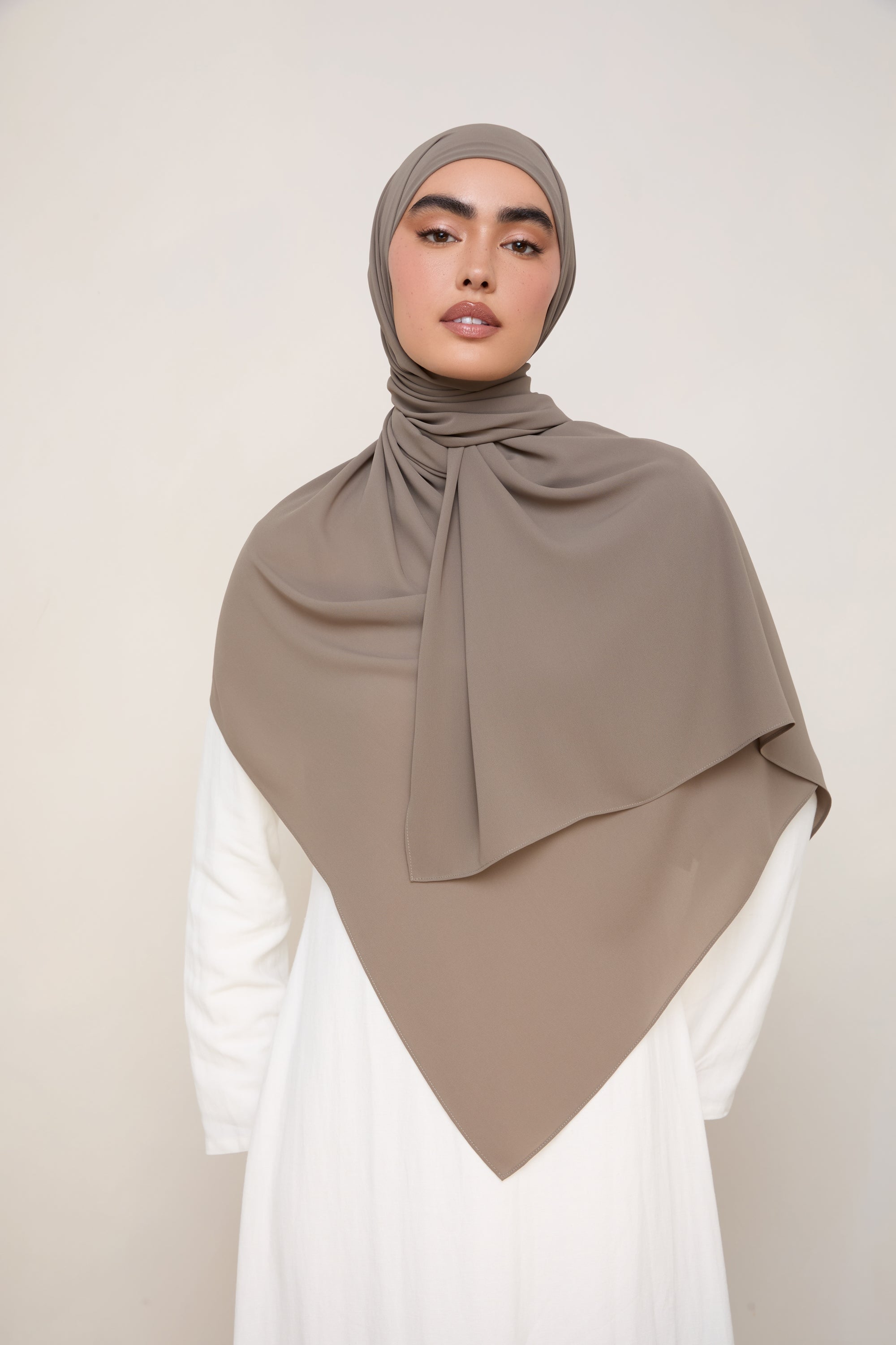 Premium Chiffon Hijab - Truffle Grey