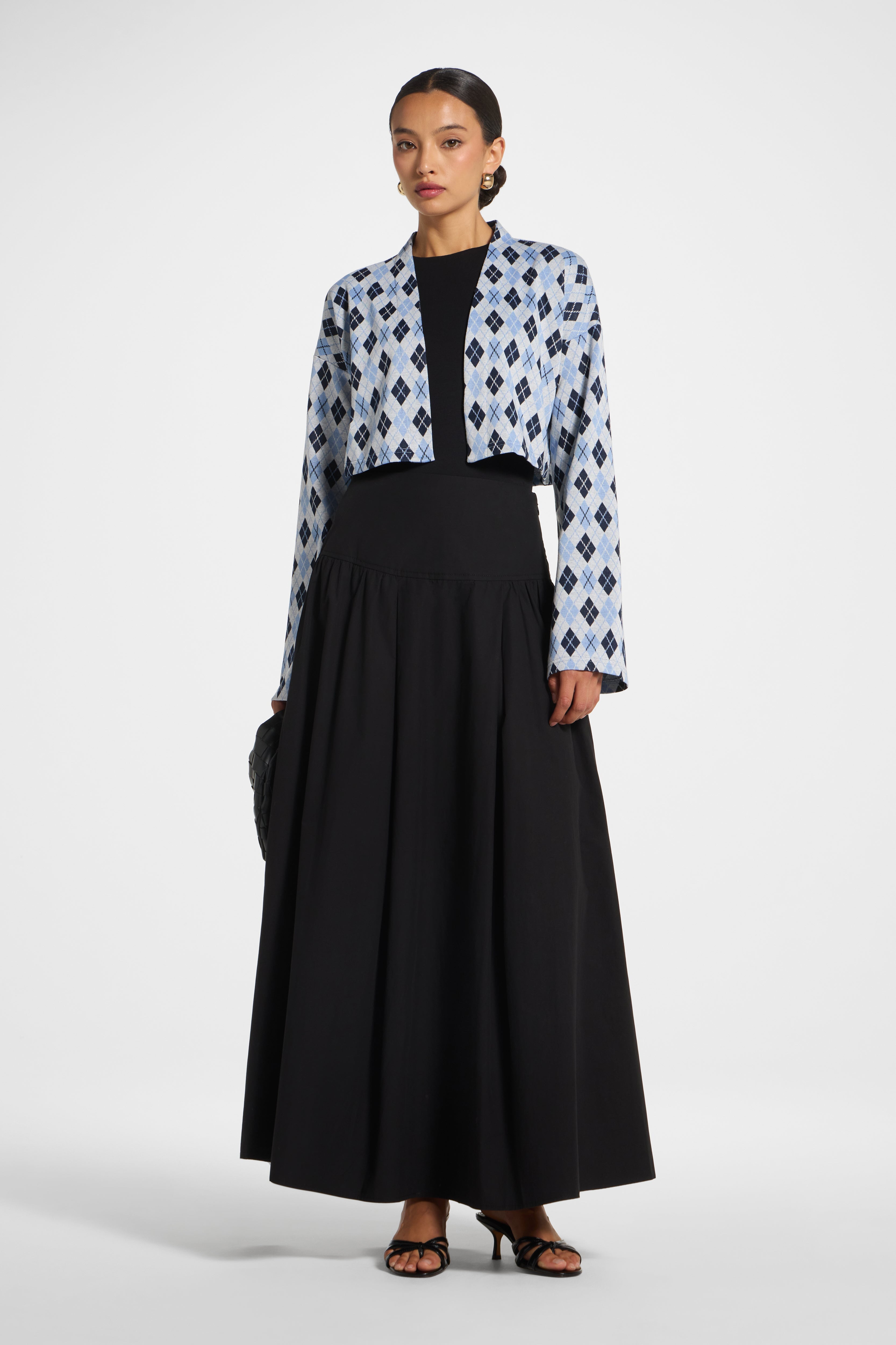 Preppy Colorblock Crop Cardigan - Navy Sky Outerwear Veiled 