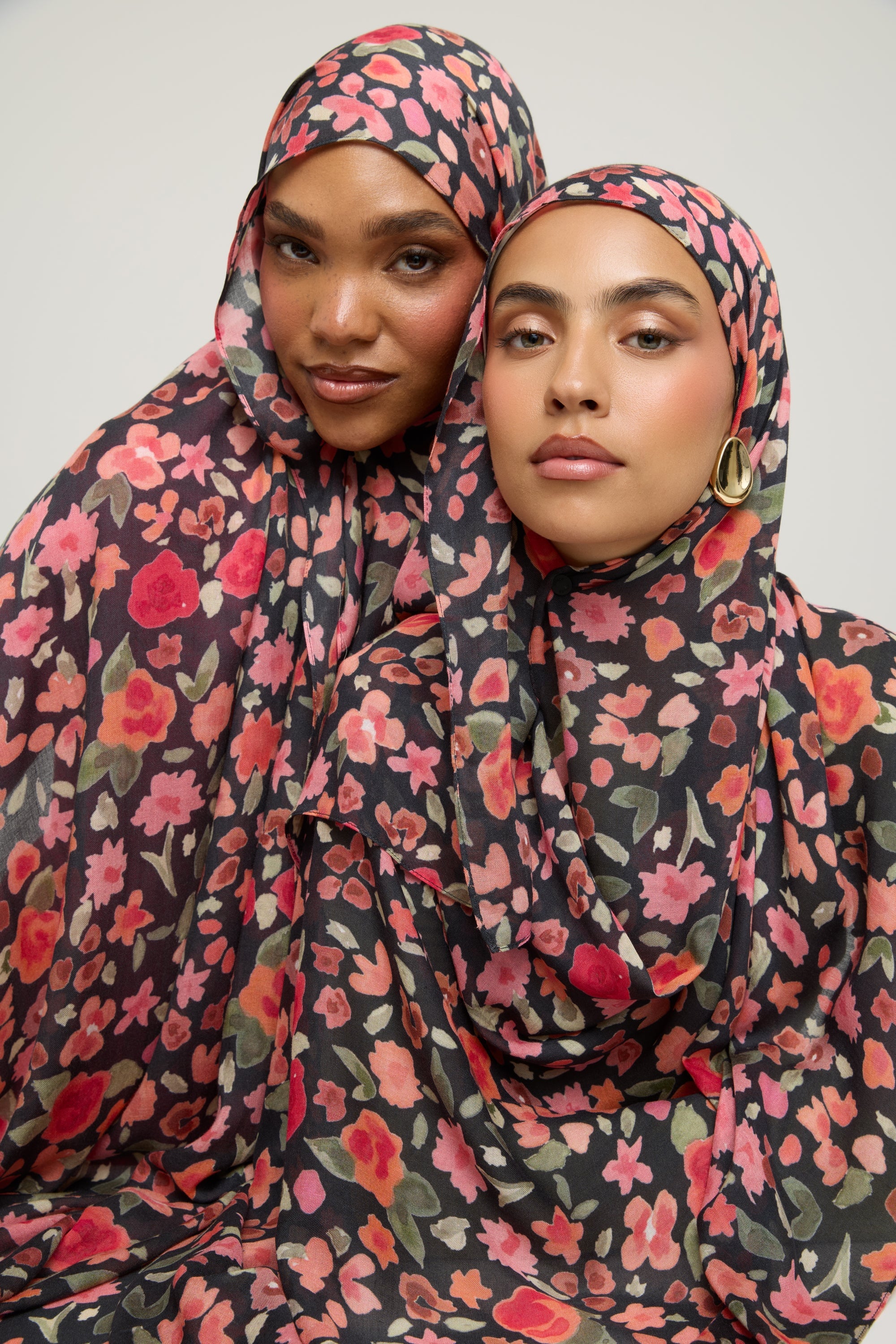 Printed Modal Hijab - Black Ditsy Floral Hijab Veiled 