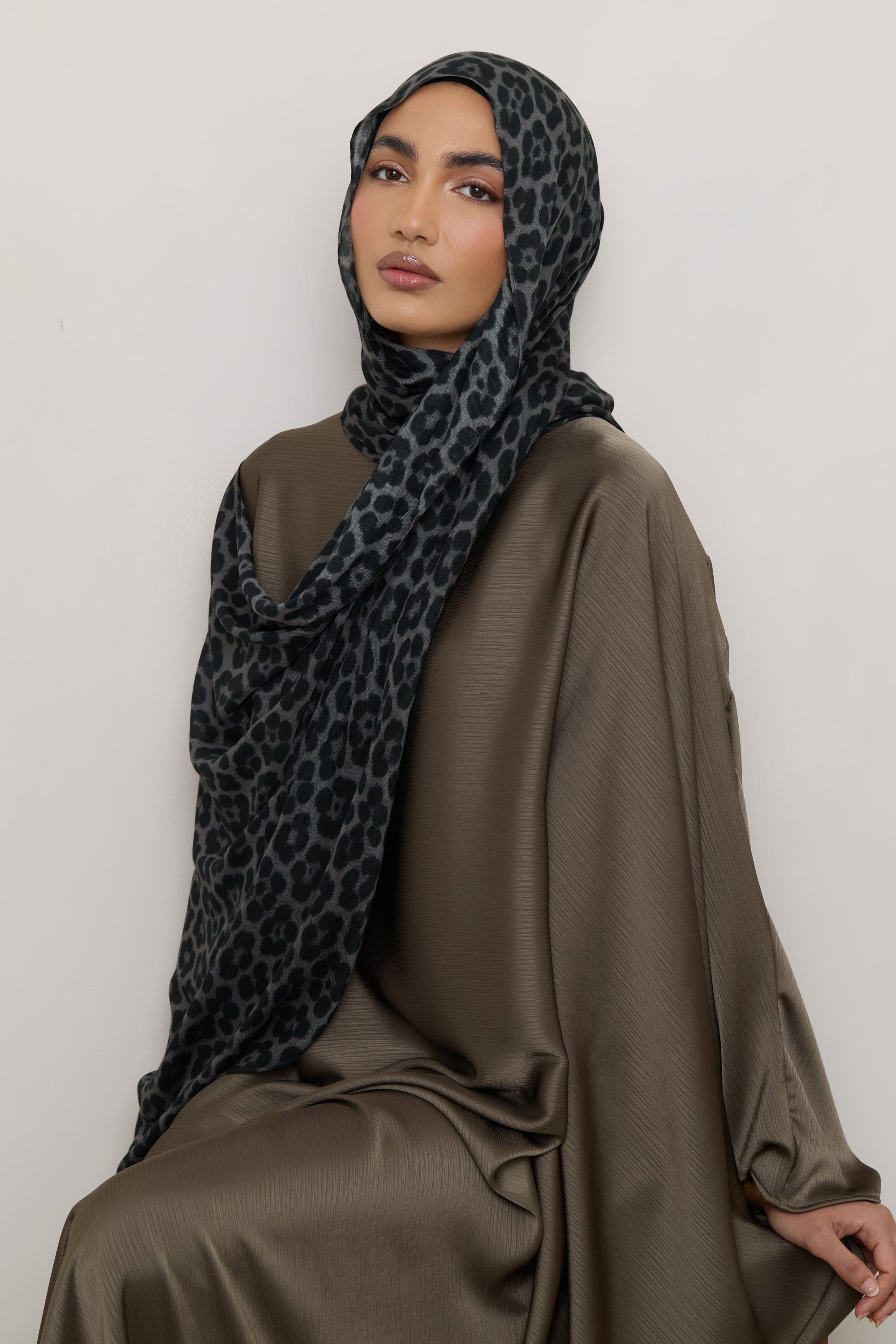 Printed Modal Hijab - Leopard Rosettes Hijabs Veiled 