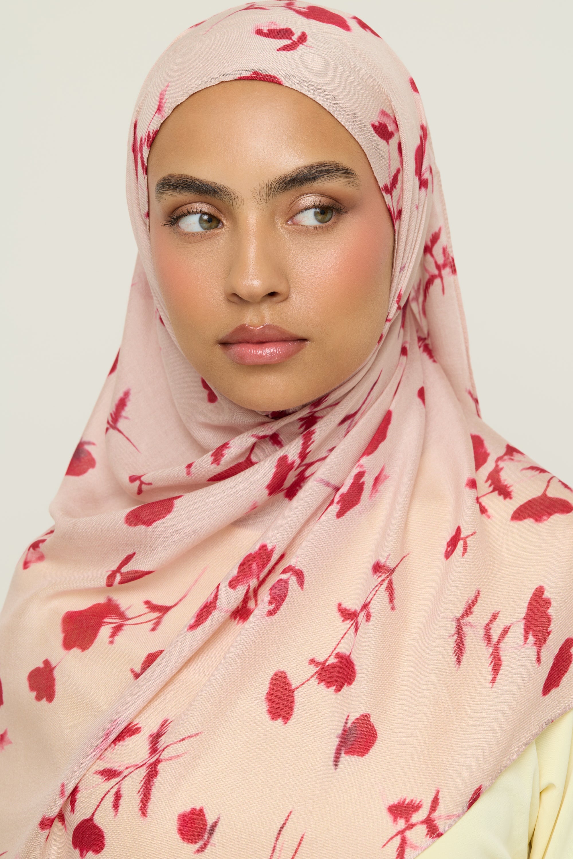 Printed Modal Hijab - Red Floral Ditsy Hijab Veiled 