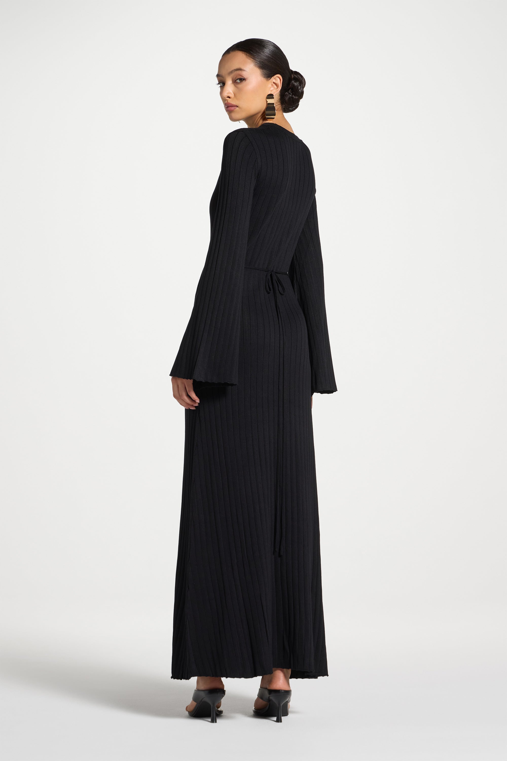 Ribbed Knit Maxi Dress - Black Abayas Veiled 