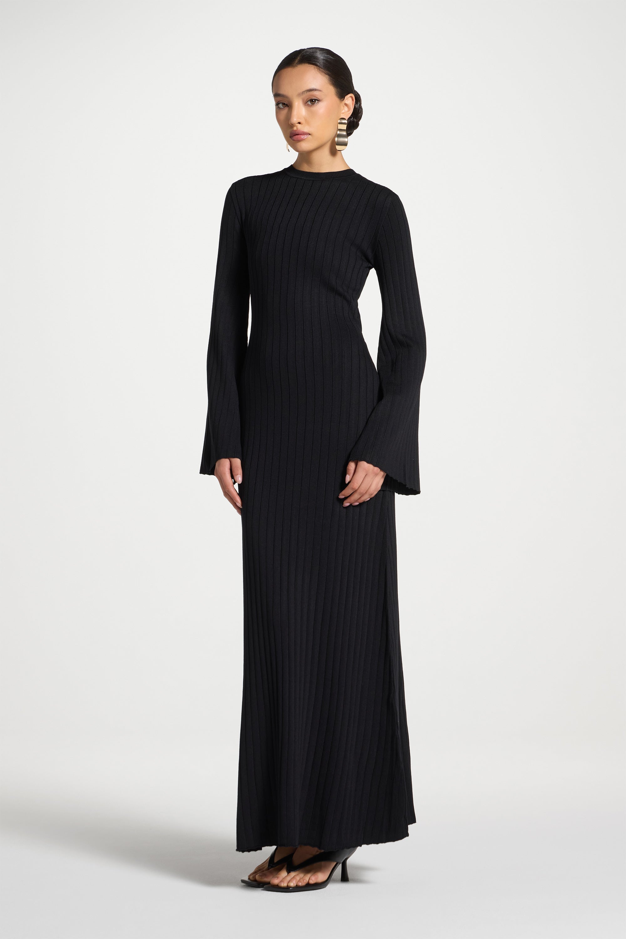 Ribbed Knit Maxi Dress - Black Abayas Veiled 
