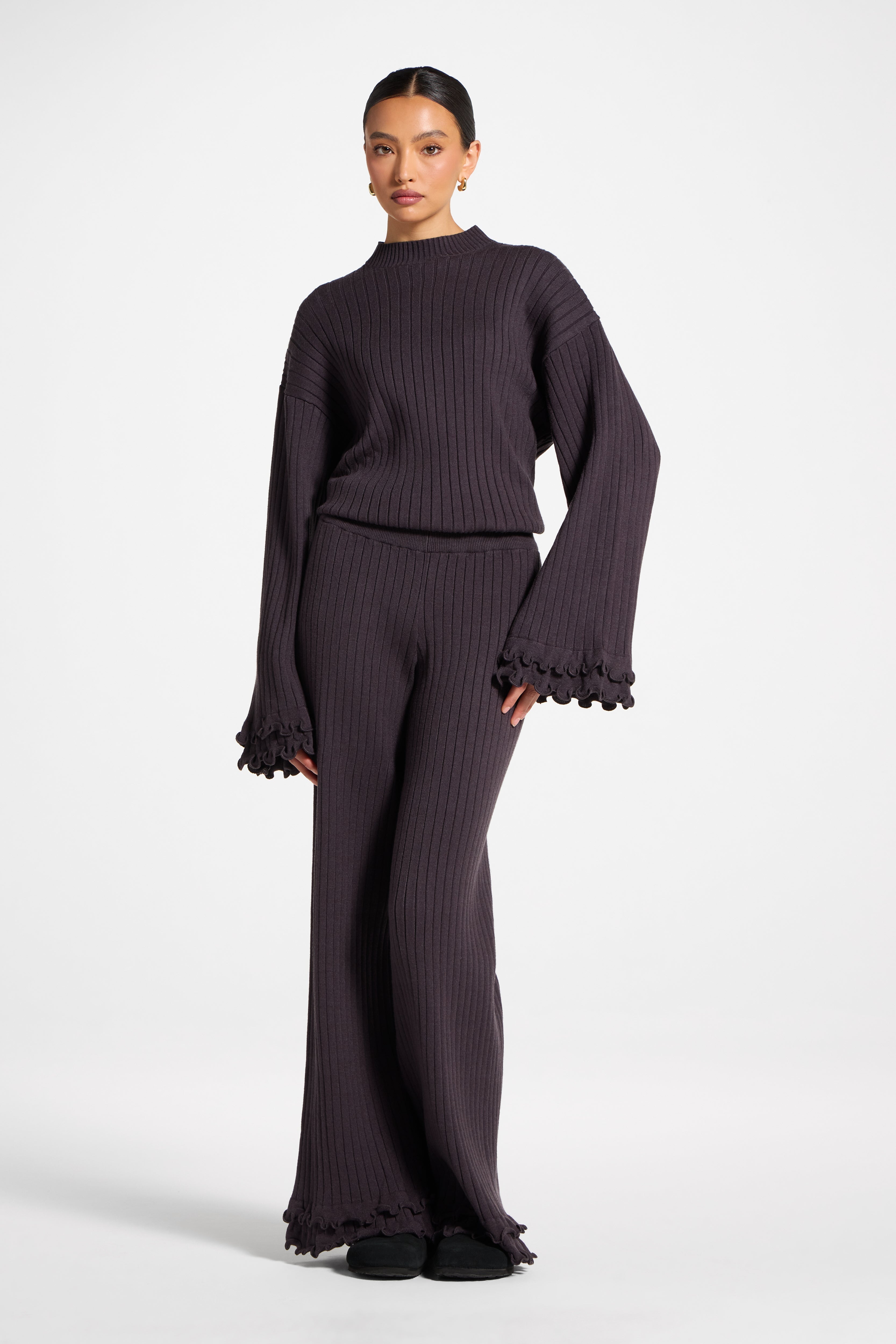 Ruffle Hem Knit Pants - Peppercorn Abayas Veiled 
