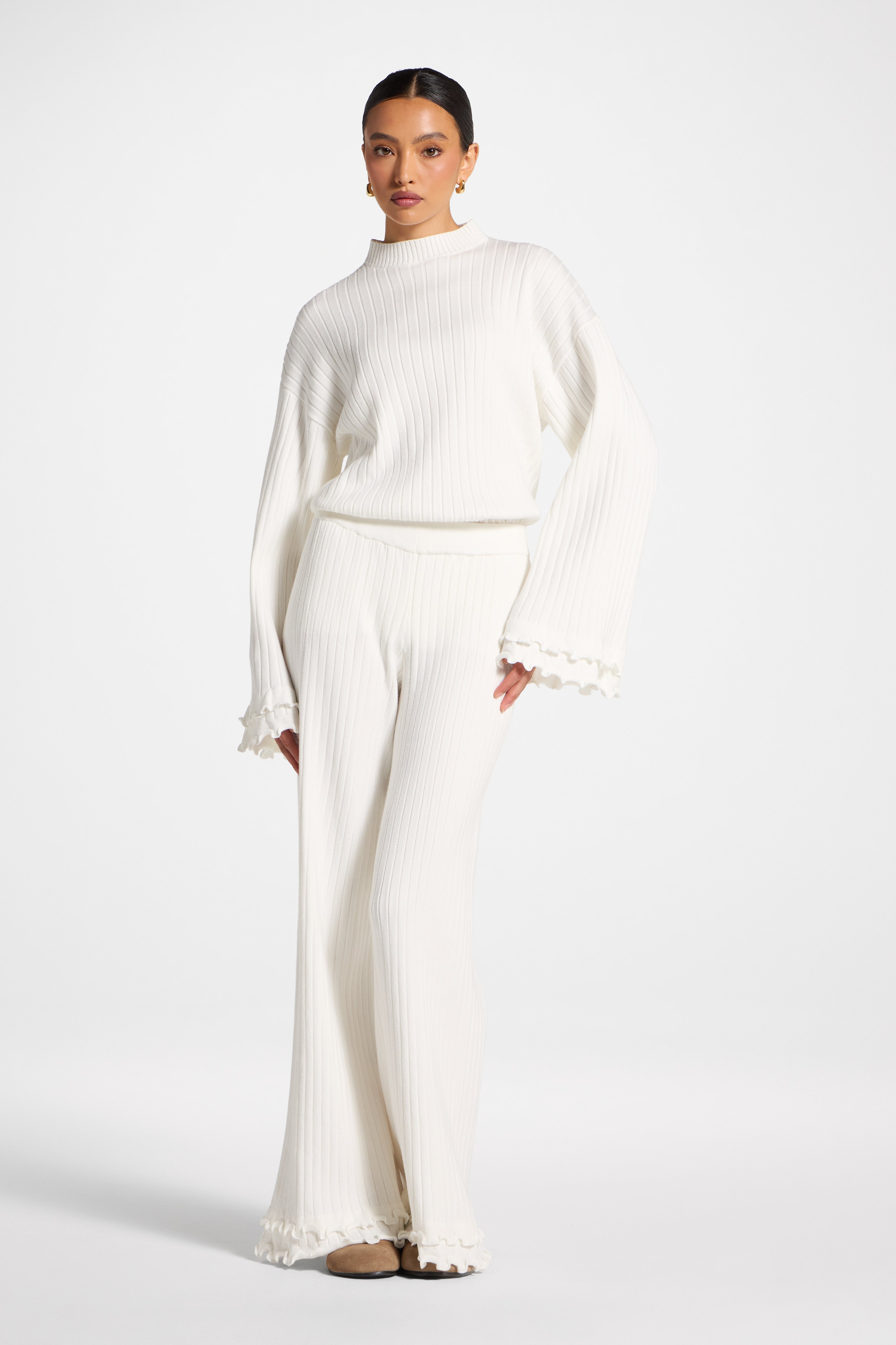 Ruffle Hem Knit Pants - White Abayas Veiled 