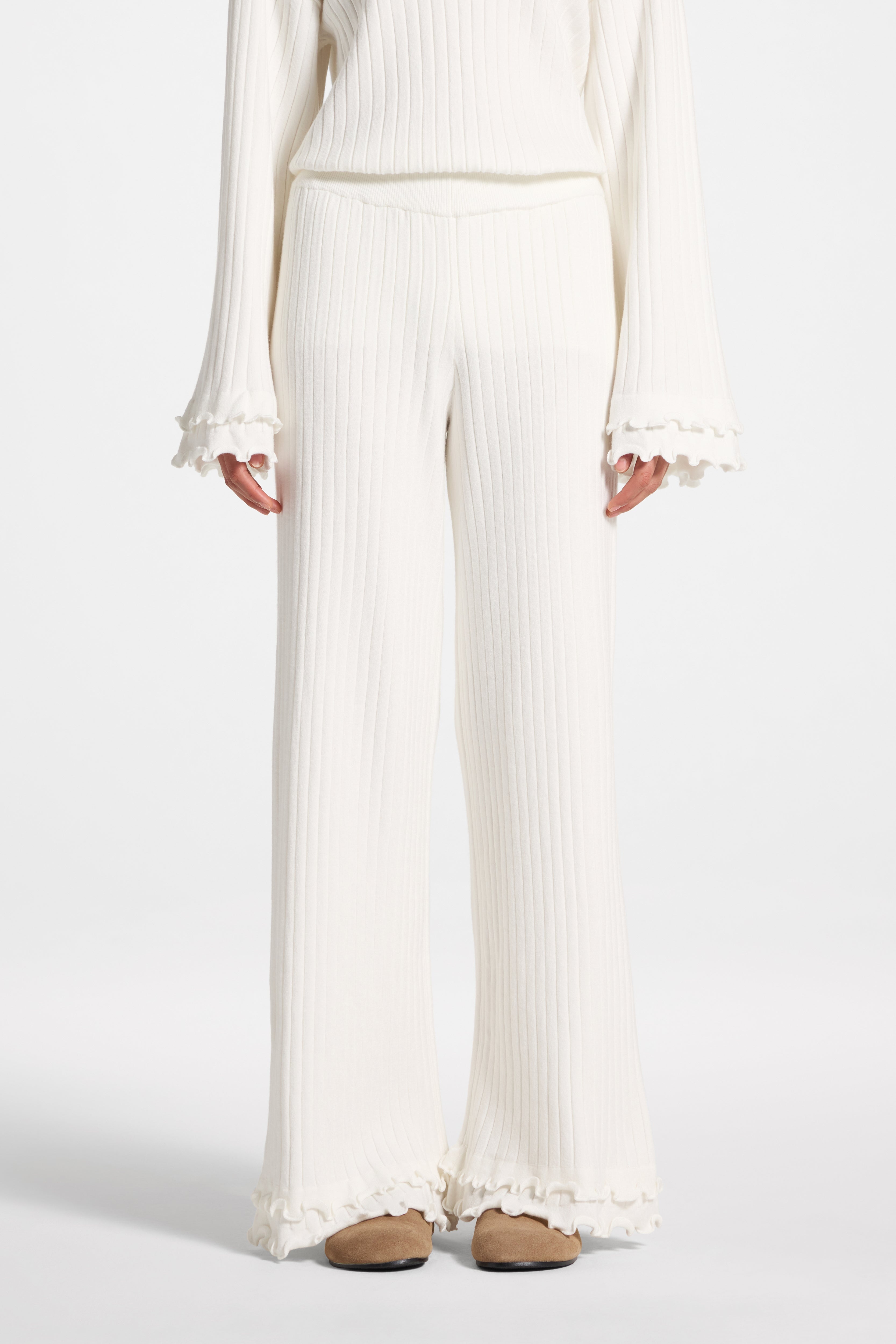 Ruffle Hem Knit Pants - White Abayas Veiled 