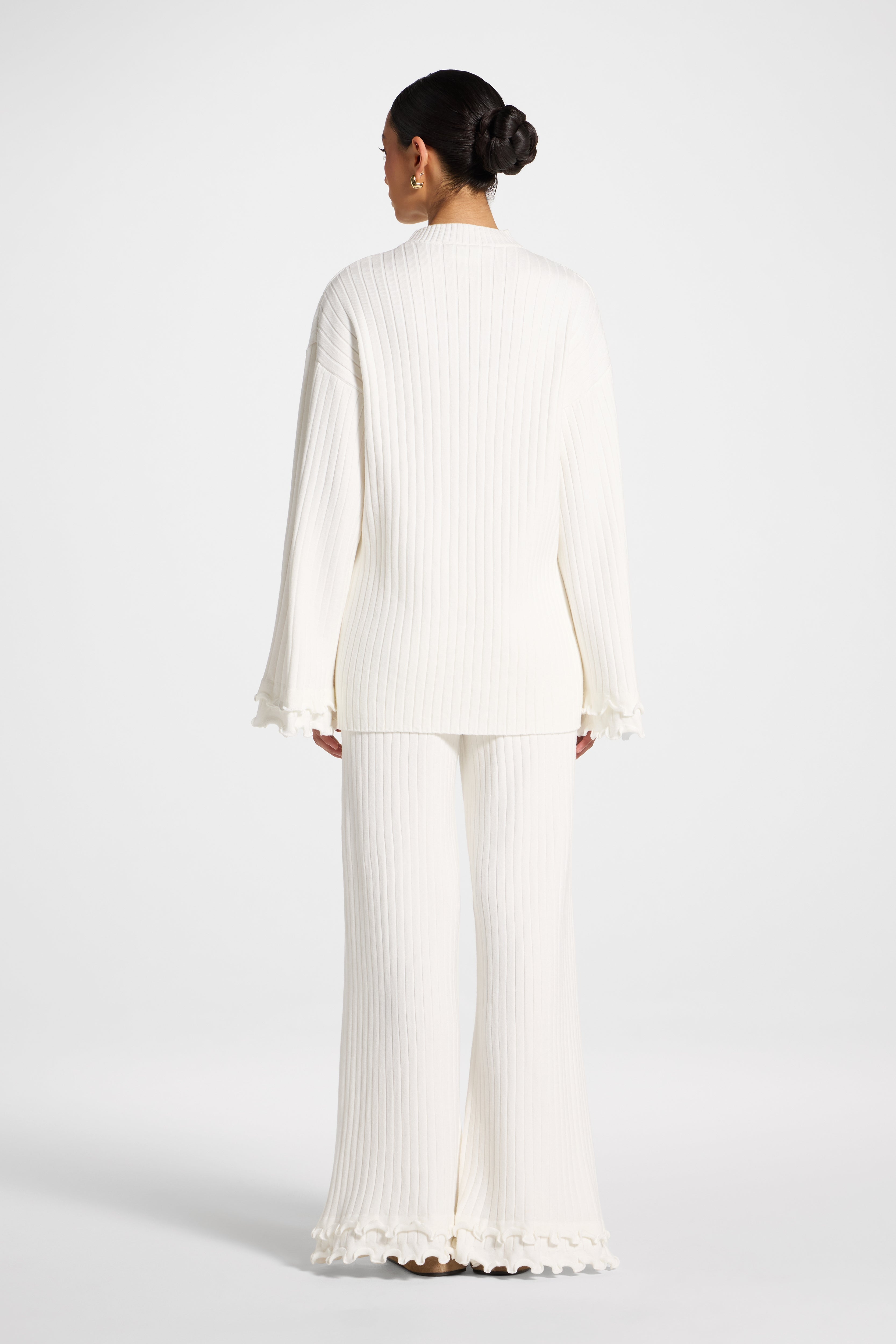 Ruffle Sleeve Knit Top - White Abayas Veiled 