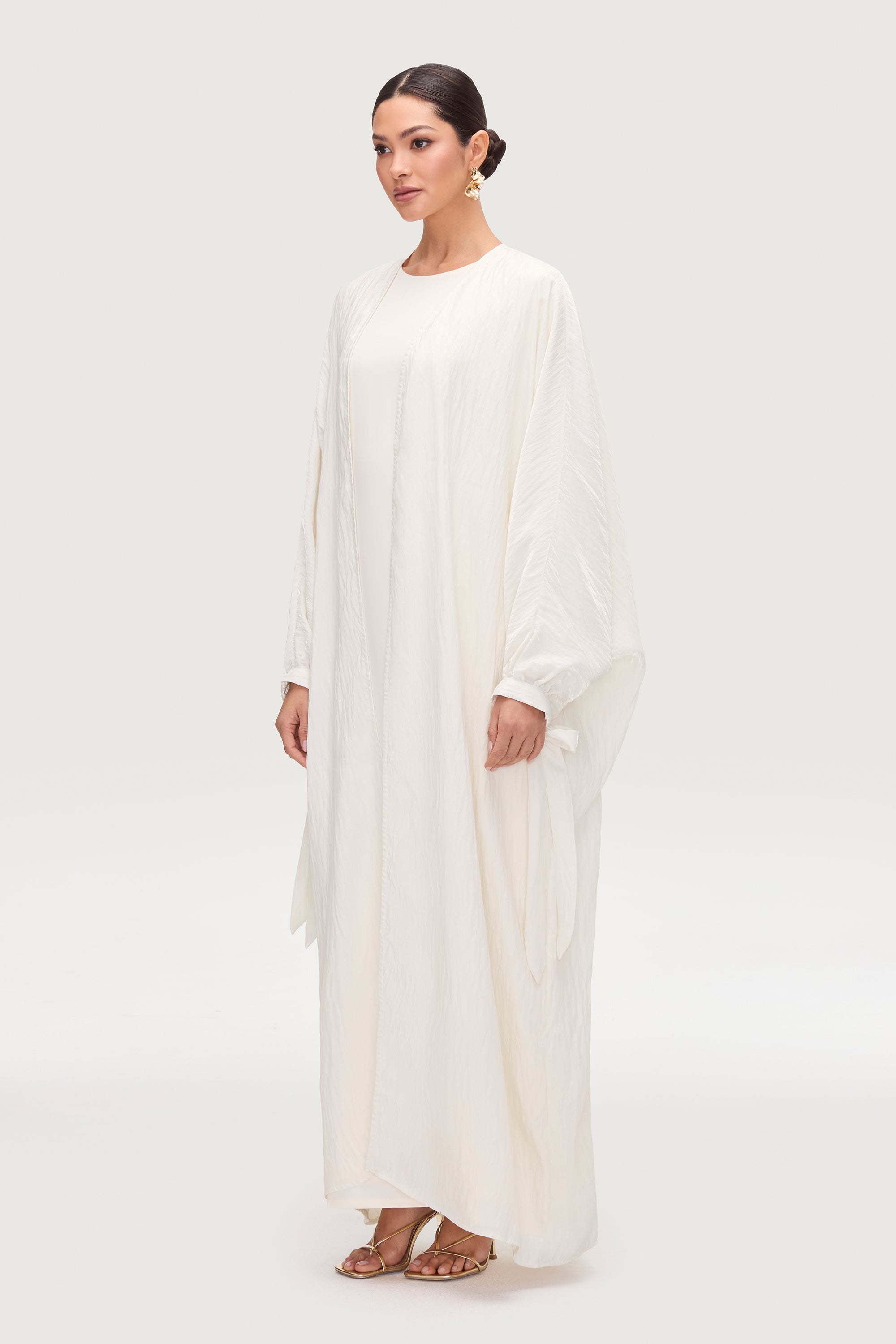 Safiyah Open Abaya - Moonbeam Abayas Veiled 