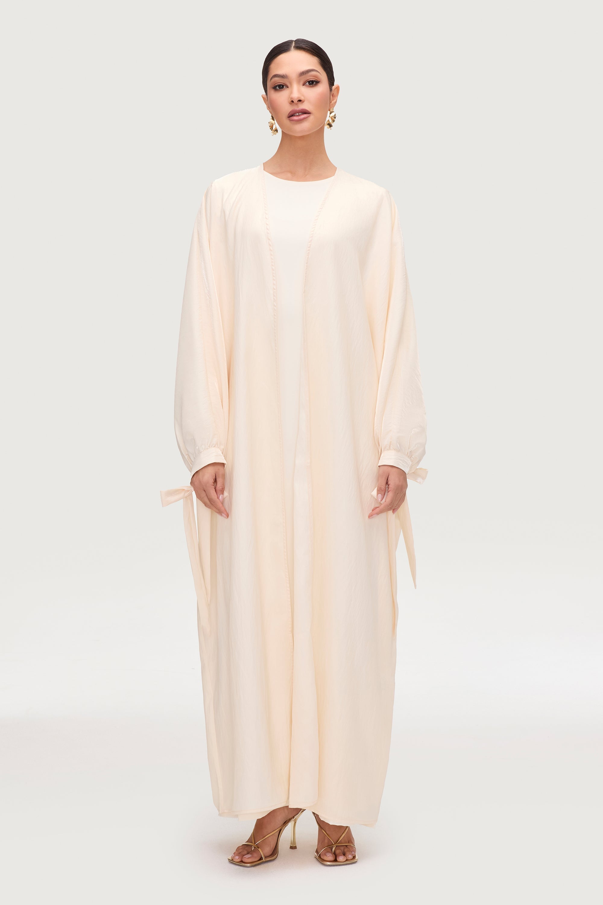 Safiyah Open Abaya - Panna Cotta Abayas Veiled 