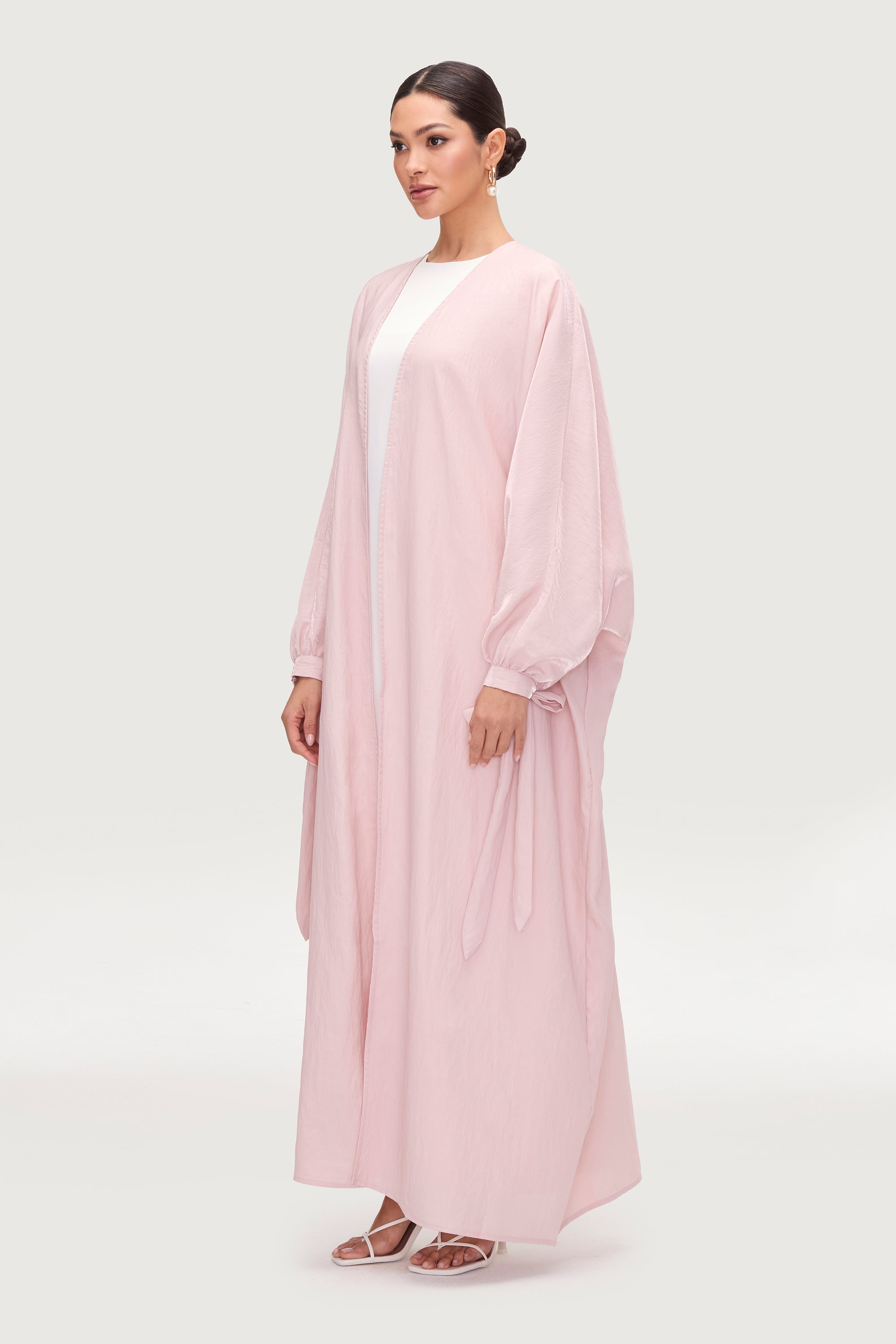 Safiyah Open Abaya - Pastel Pink Abayas Veiled 