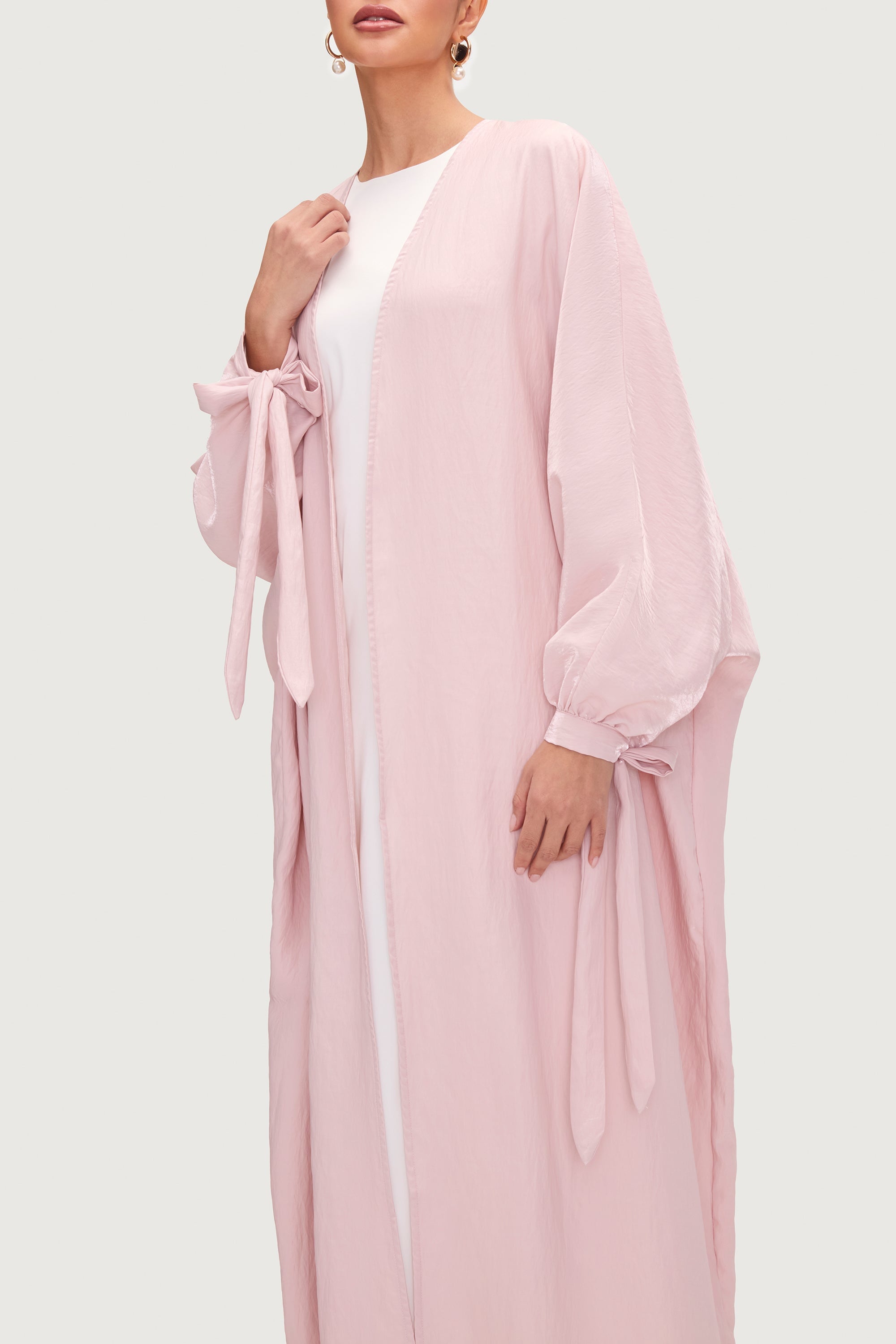 Safiyah Open Abaya - Pastel Pink Abayas Veiled 