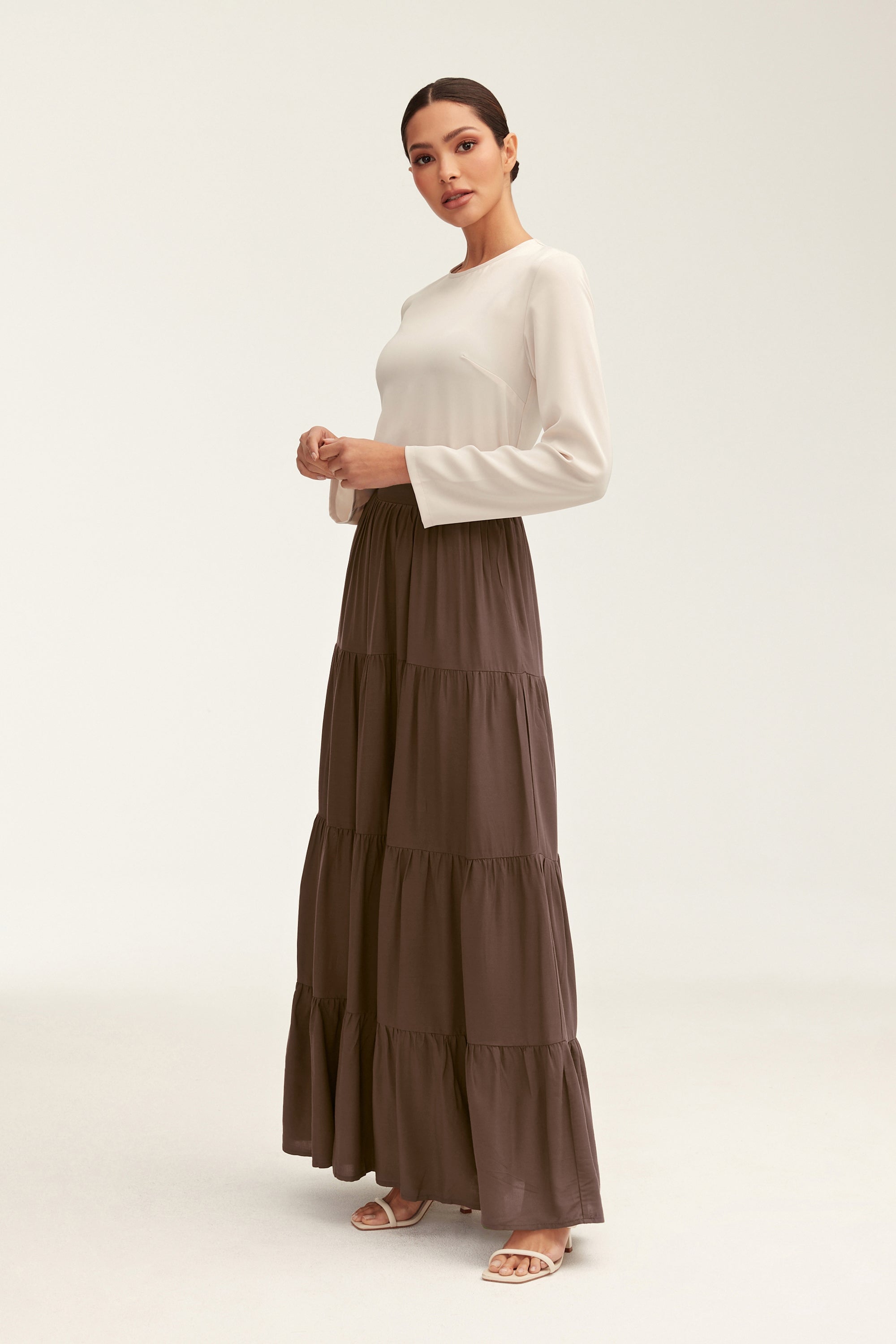 Sana Maxi Skirt - Dark Brown Clothing Veiled 