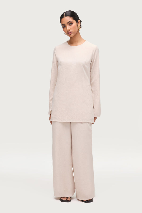 Sana Side Slit Relaxed Top - Oatmeal Dresses Veiled 