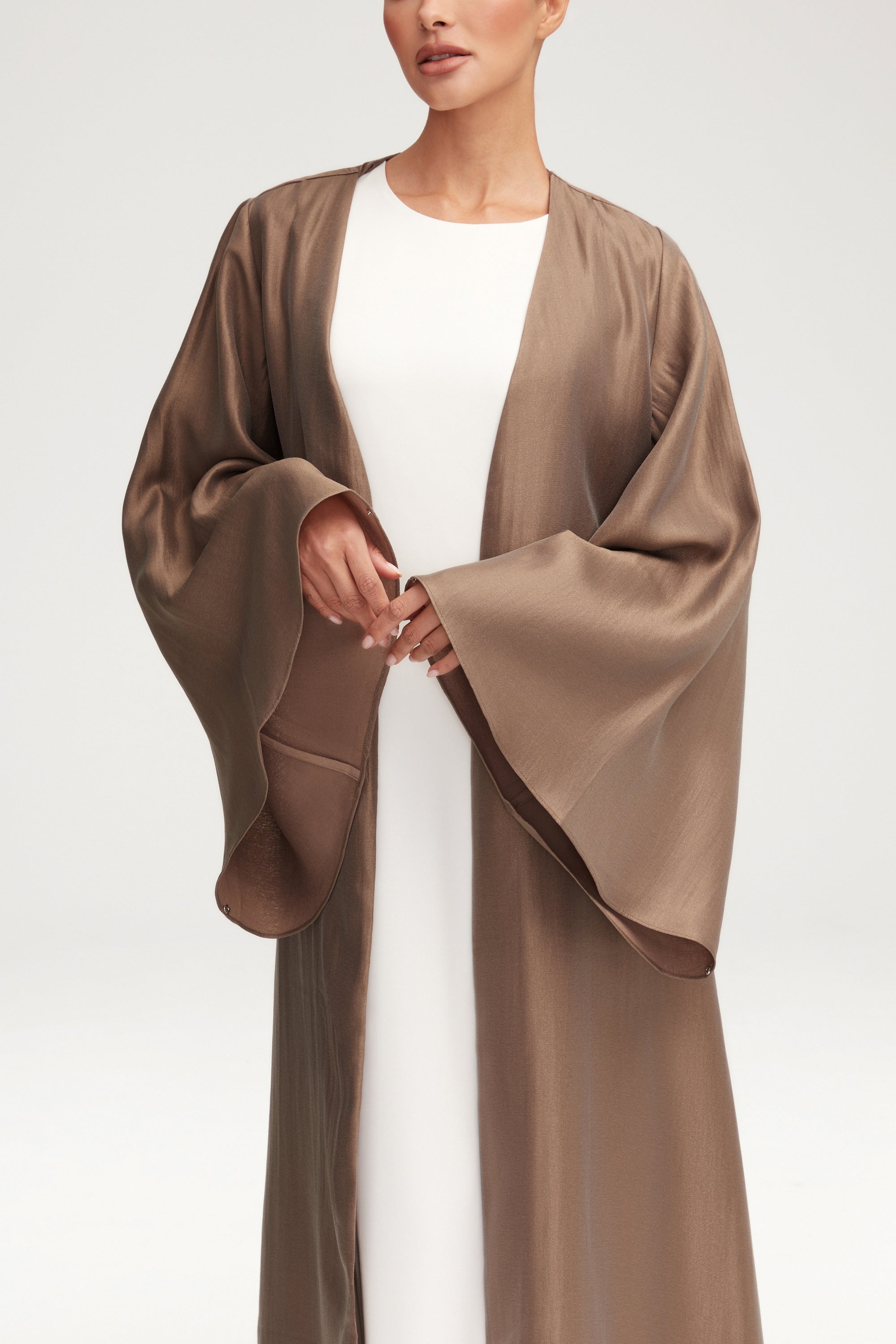 Seema Flare Sleeve Open Abaya - Taupe Clothing Veiled 