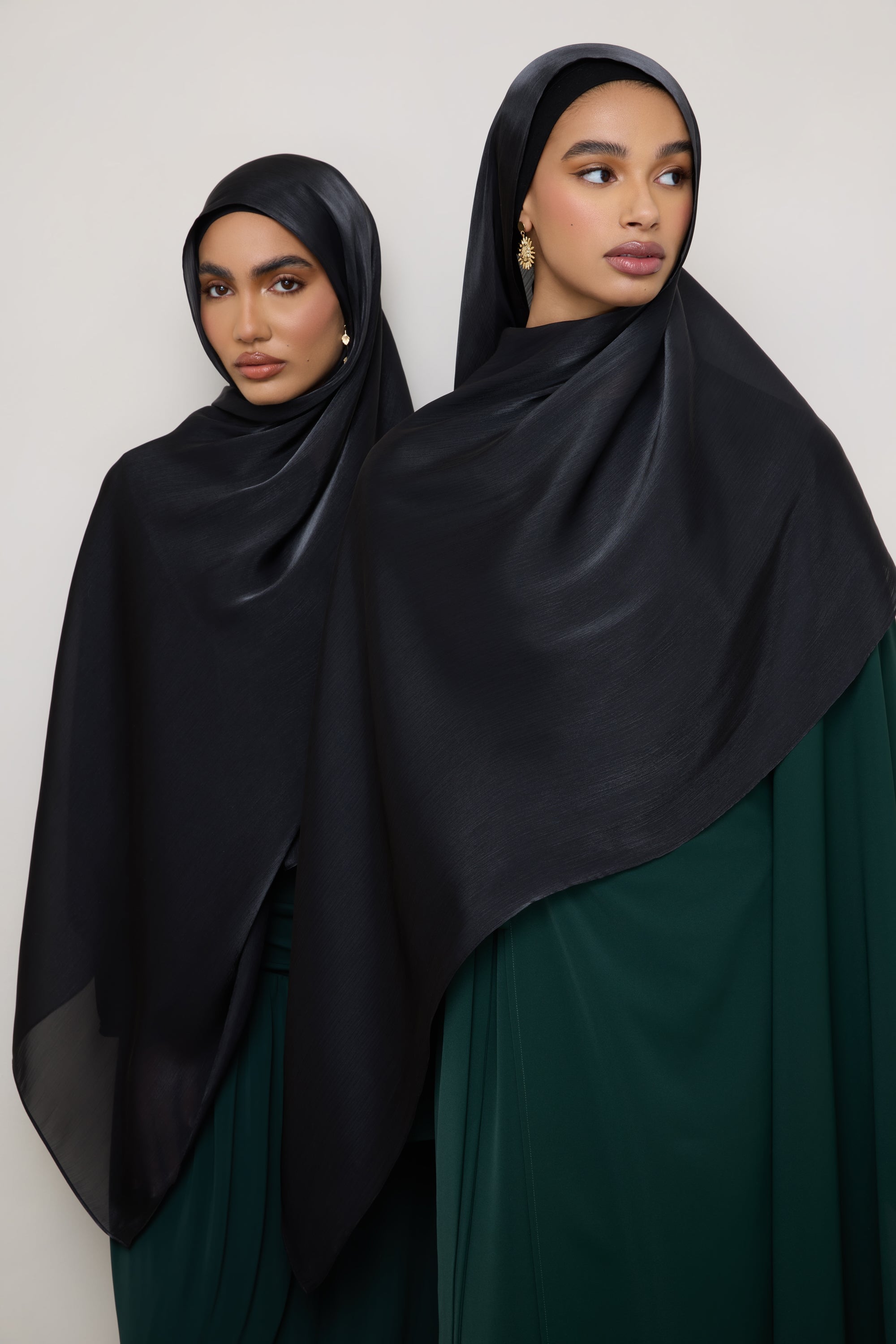 Shimmer Chiffon Hijab - Black Hijabs Veiled 