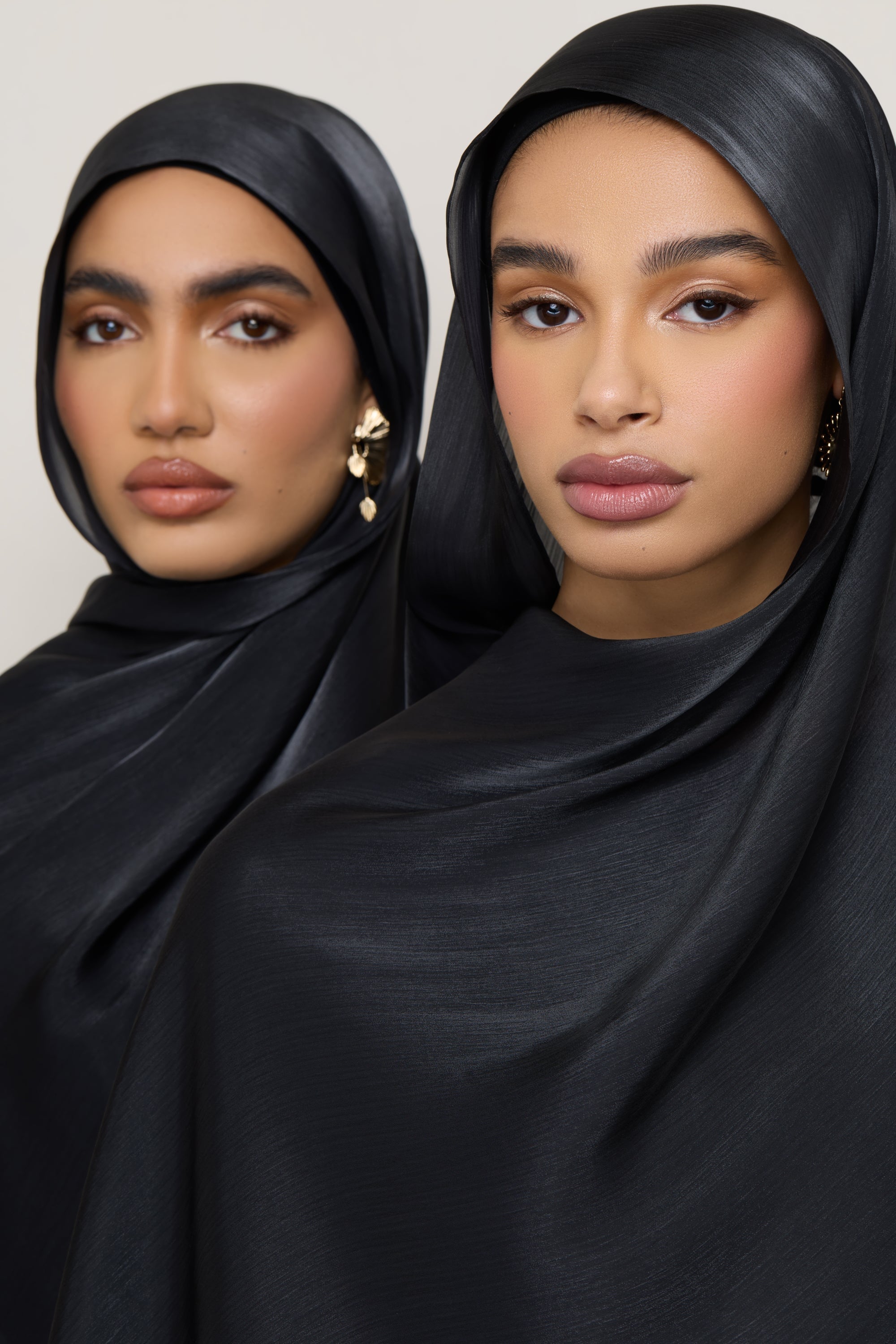 Shimmer Chiffon Hijab - Black Hijabs Veiled 