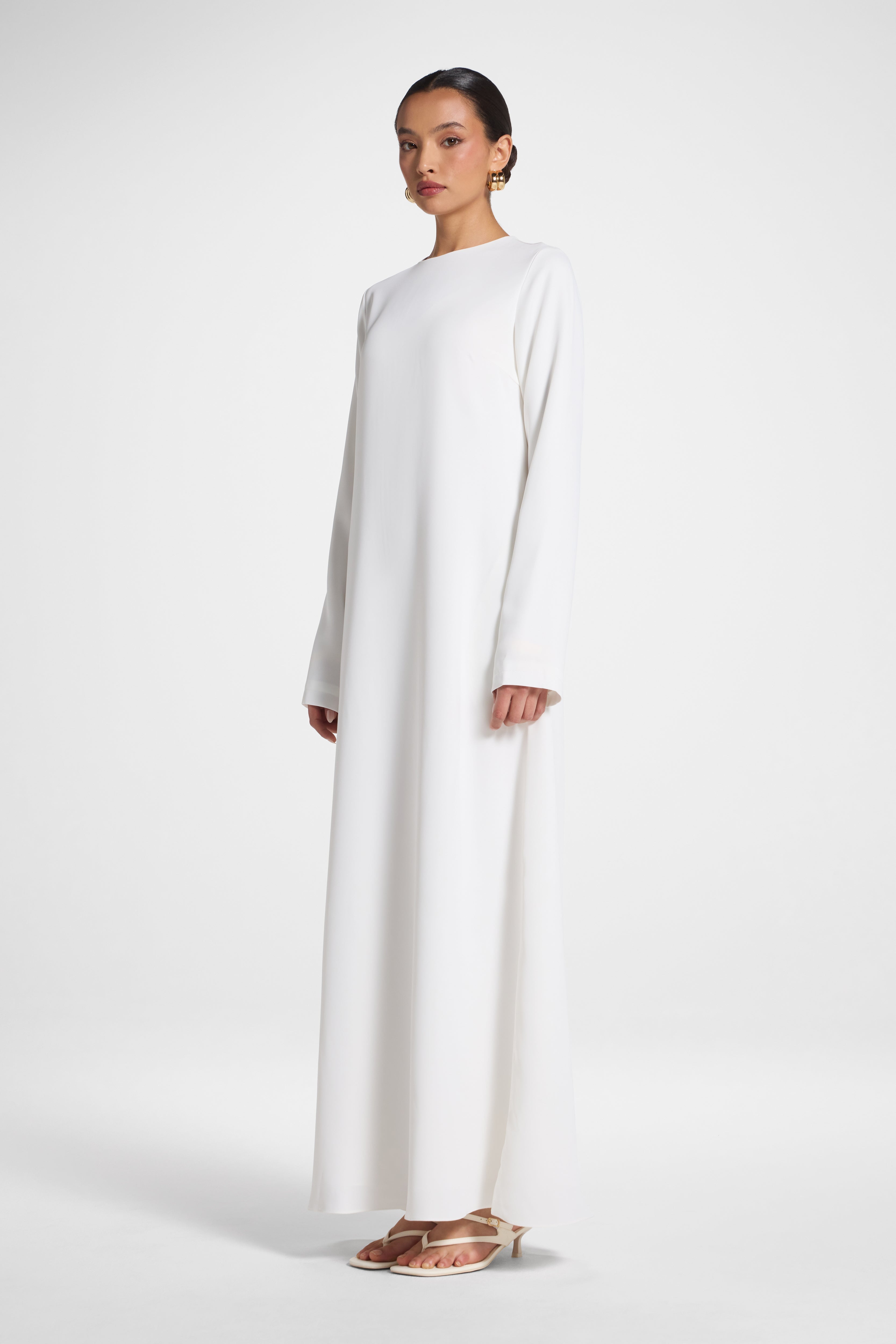Signature Inner Maxi Dress - White Abayas Veiled 
