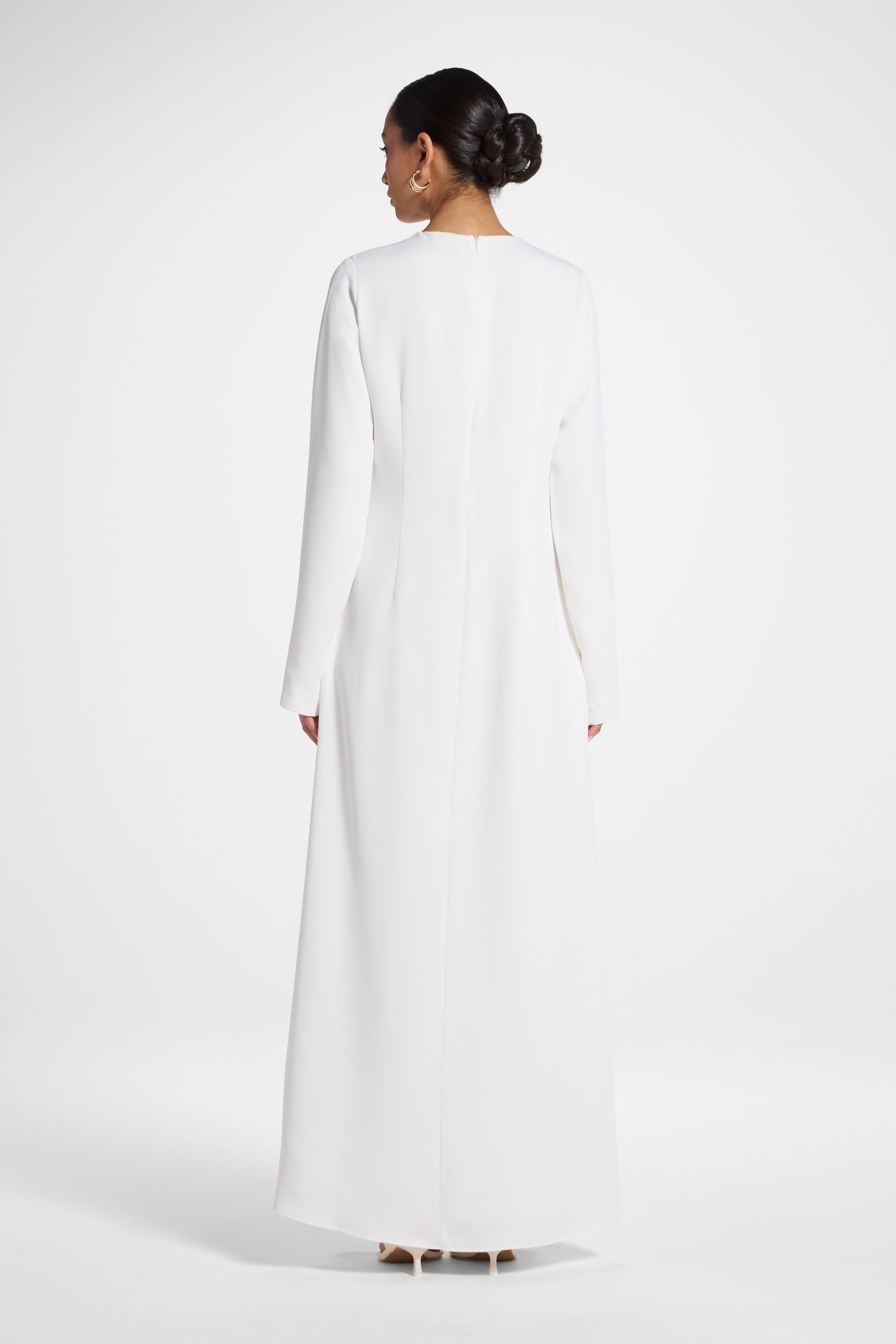 Signature Inner Maxi Dress - White Abayas Veiled 
