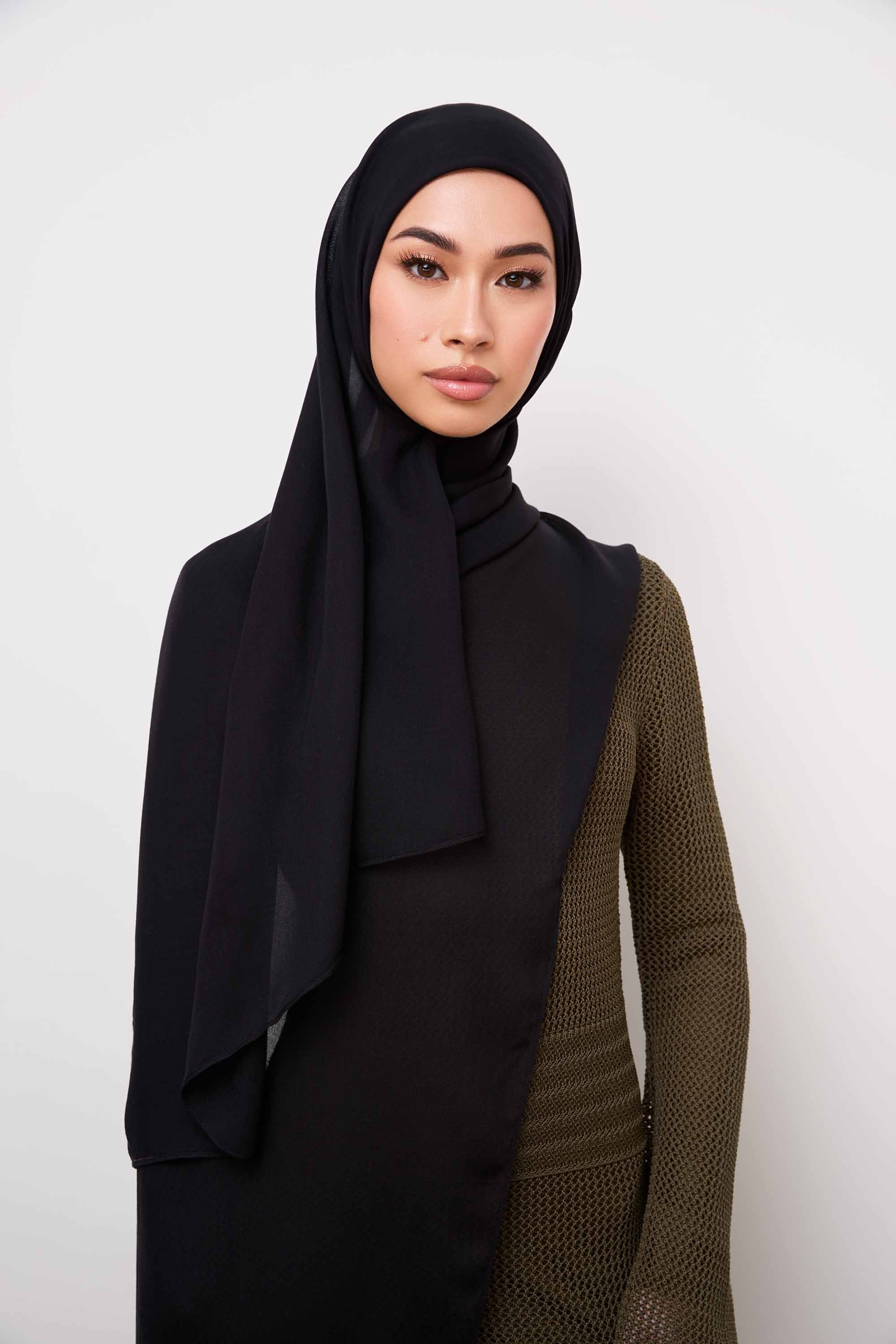 Signature Modal Hijab - Black Veiled 