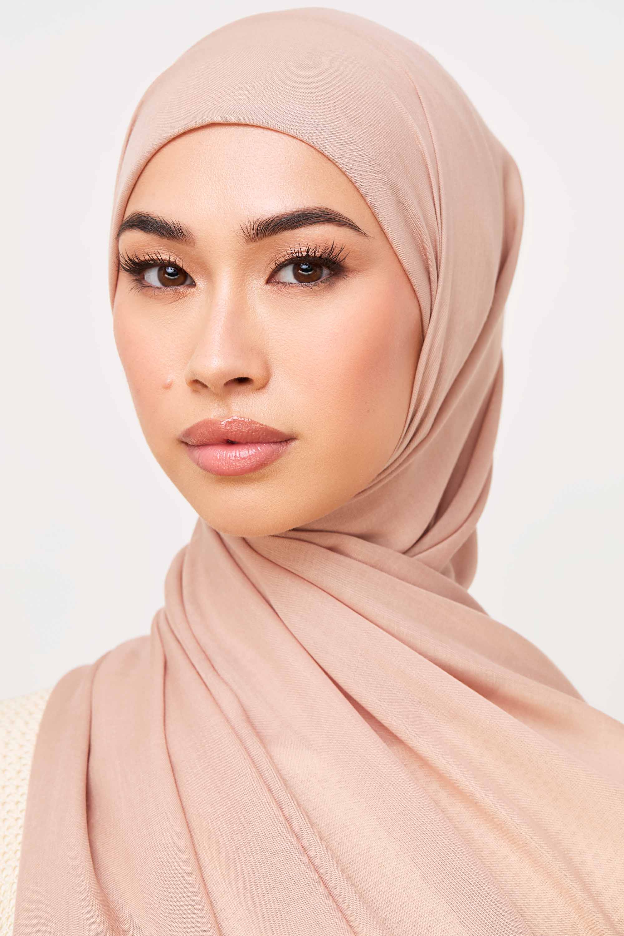 Signature Modal Hijab - Light Taupe Veiled 