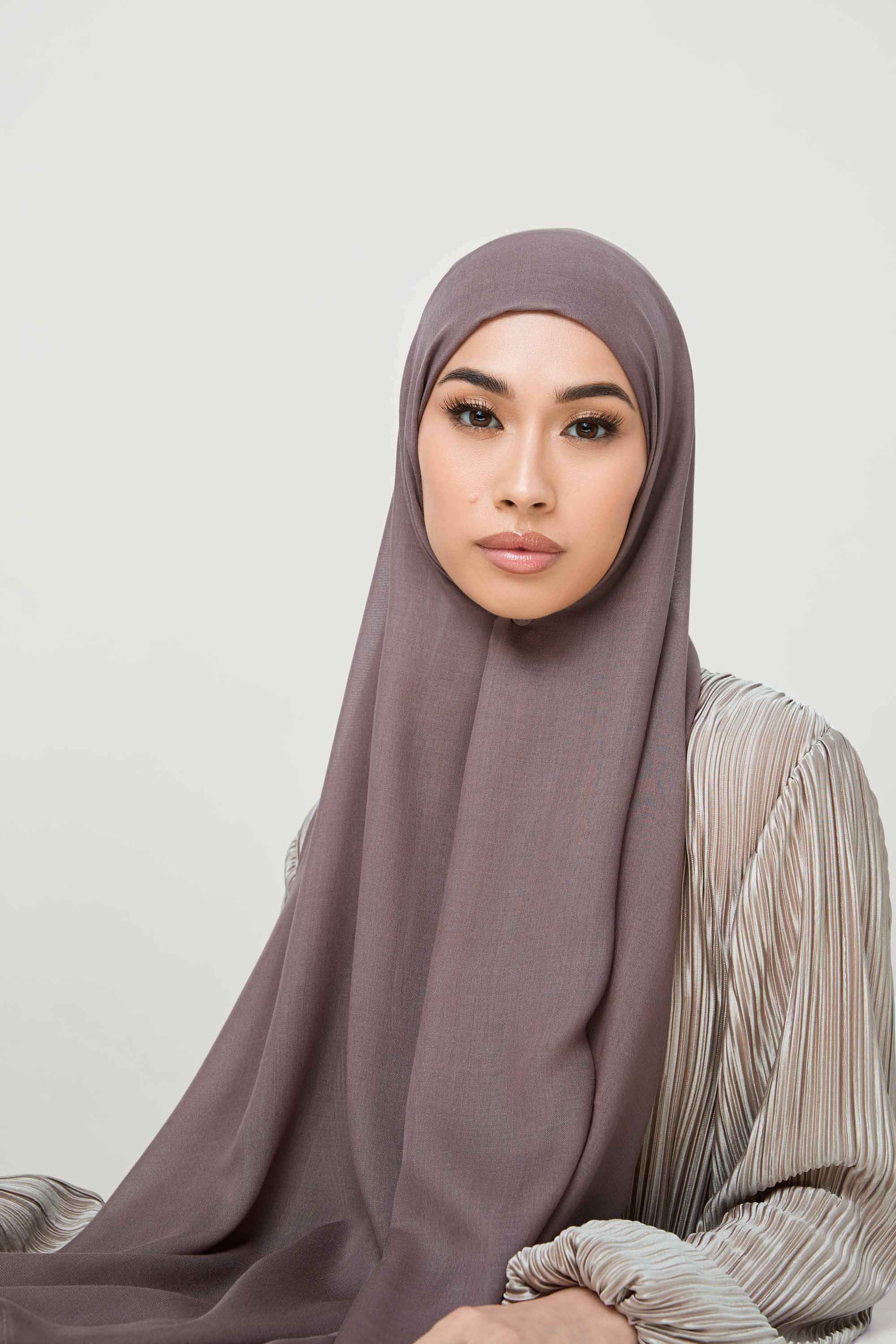 Signature Modal Hijab - Peppercorn Veiled 