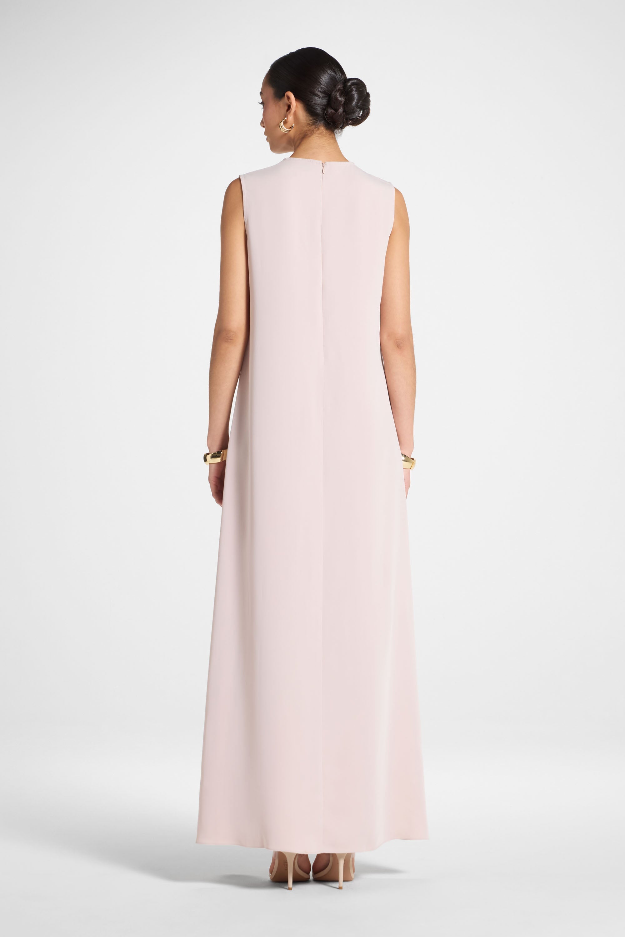 Signature Sleeveless Inner Maxi Dress - Mink Abayas Veiled 