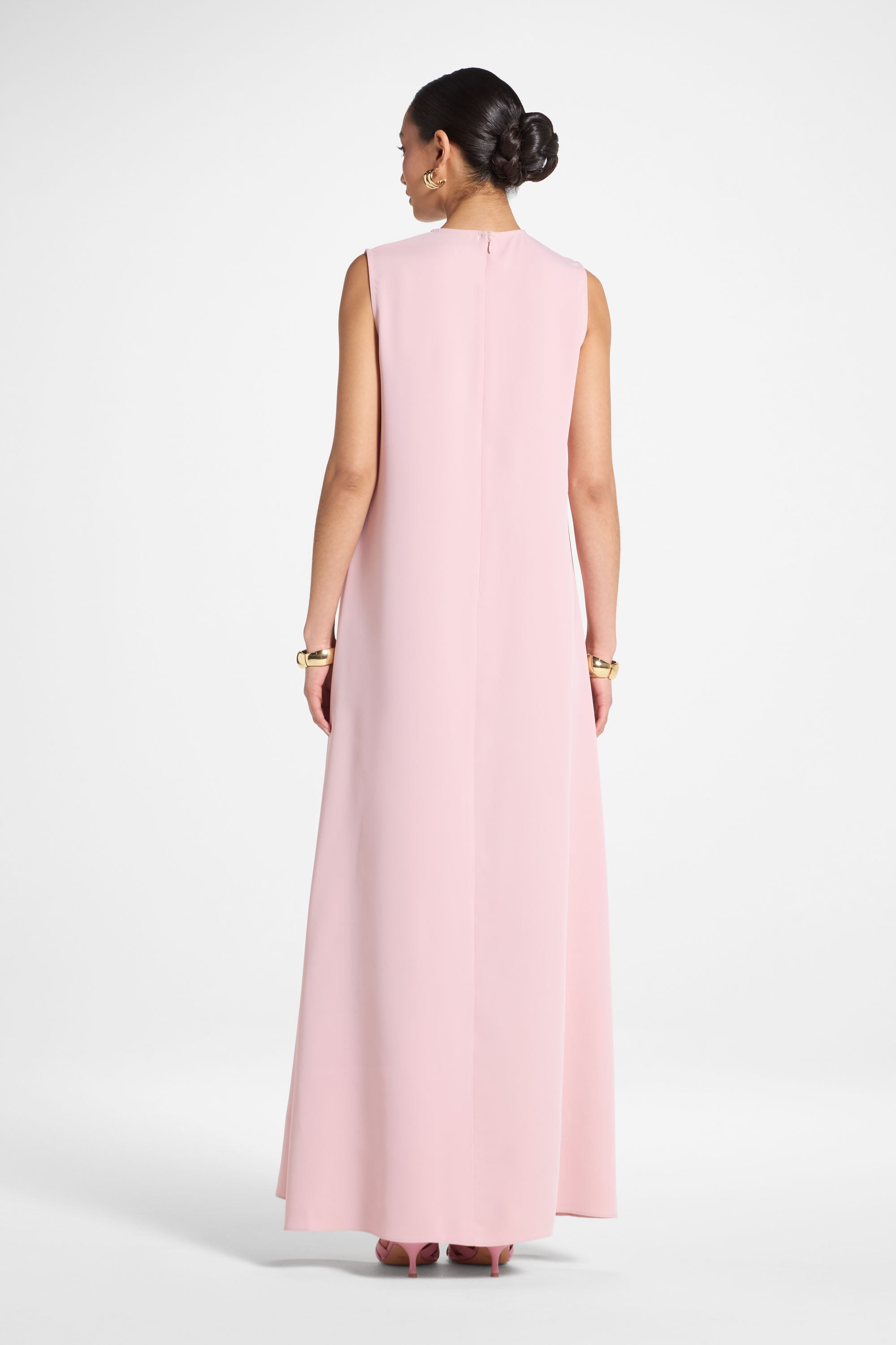 Signature Sleeveless Inner Maxi Dress - Pastel Pink Abayas Veiled 