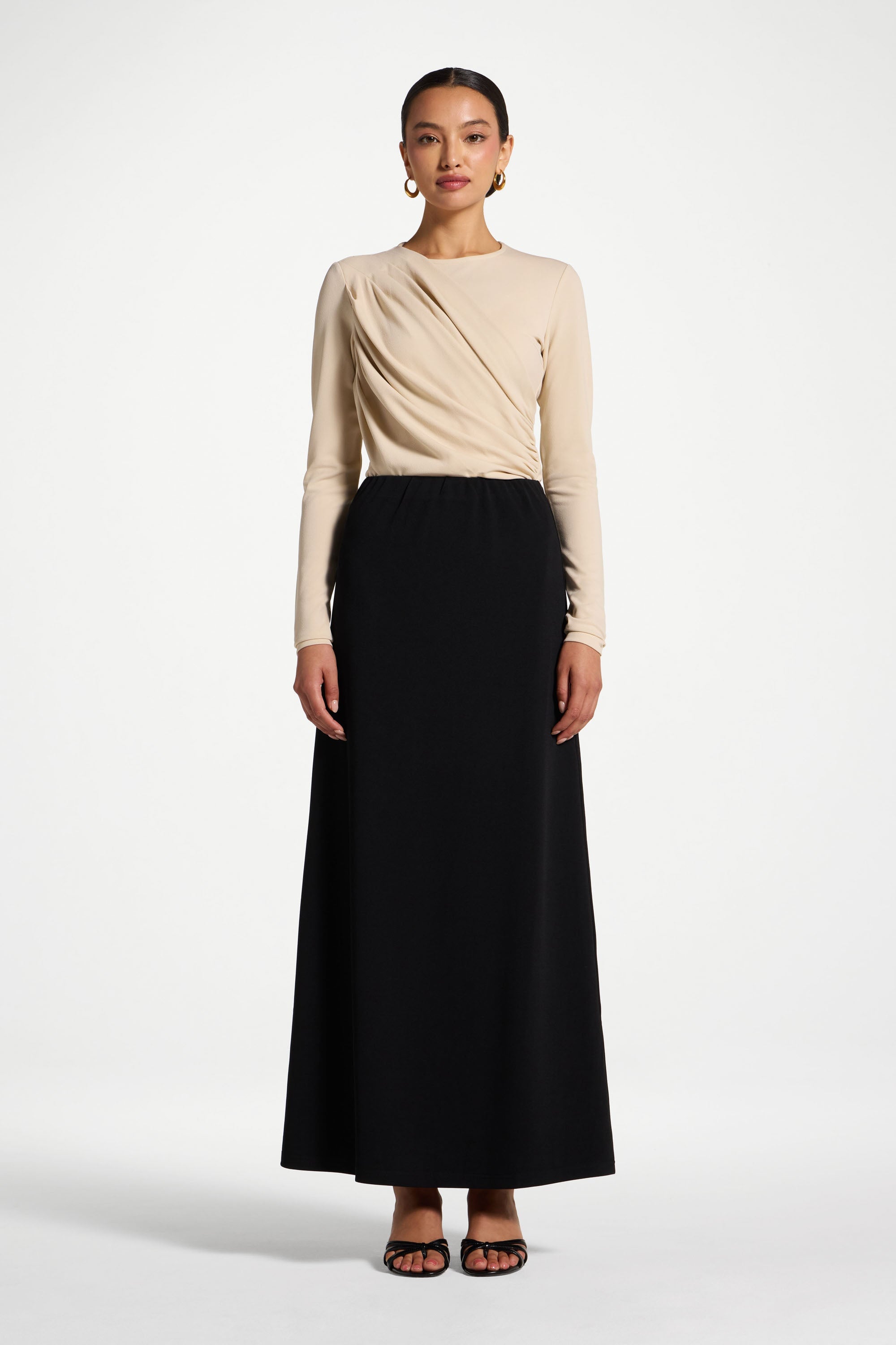 Signature Stretch Skirt - Black Skirt Veiled 
