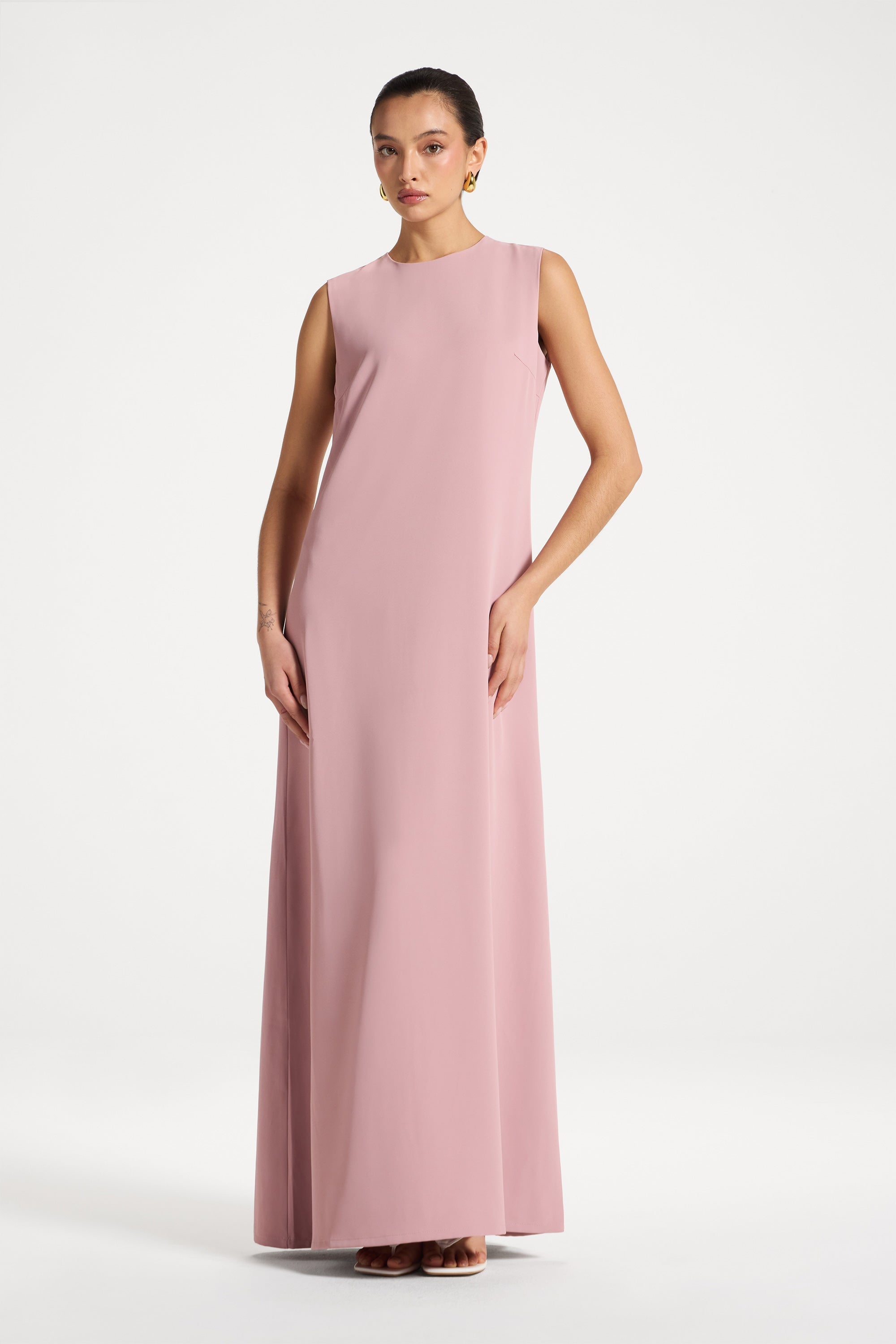 Sleeveless Maxi Dress - Pink Abayas Veiled 
