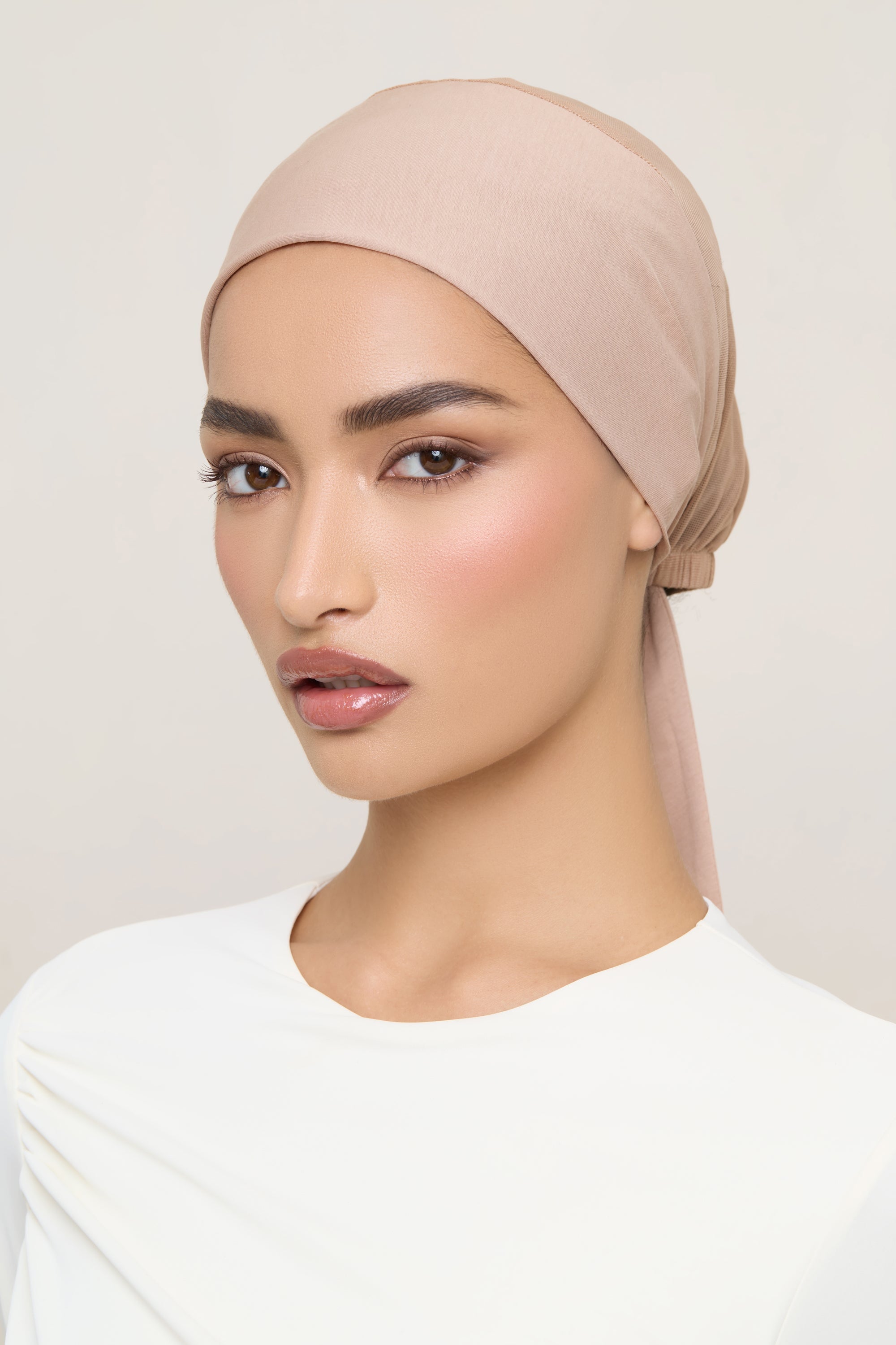 Tie Back Mesh Undercap - Warm Taupe Accessories Veiled 