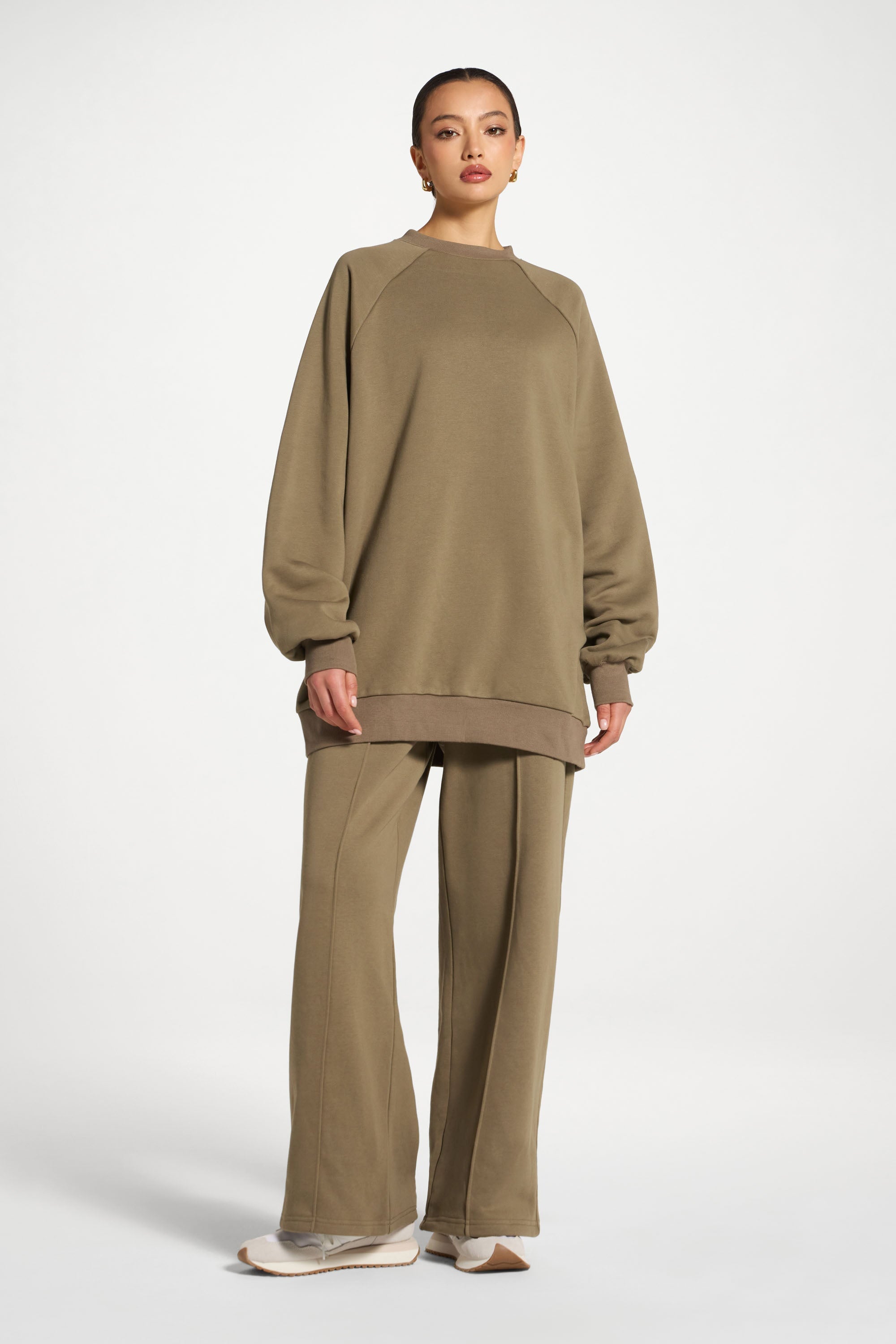 Unisex Raglan Sleeve Sweatshirt - Midnight Moss Abayas Veiled 