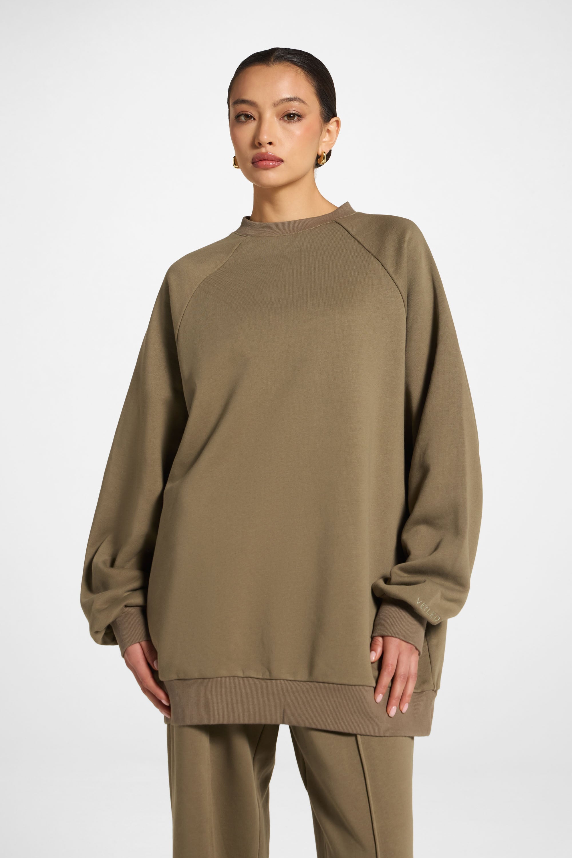 Unisex Raglan Sleeve Sweatshirt - Midnight Moss Abayas Veiled 