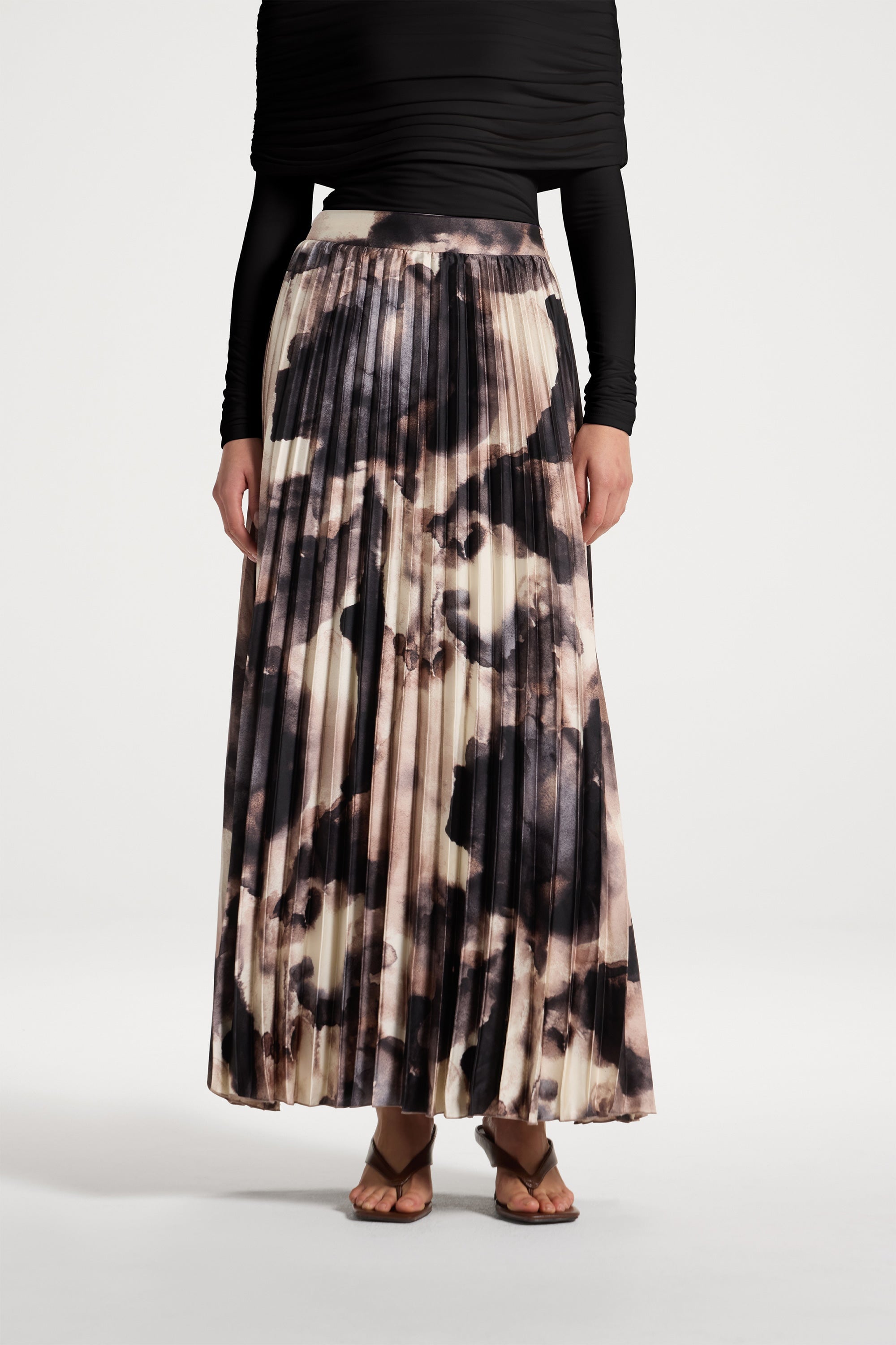 Watercolor Pleated Maxi Skirt - Mauve Abayas Veiled 