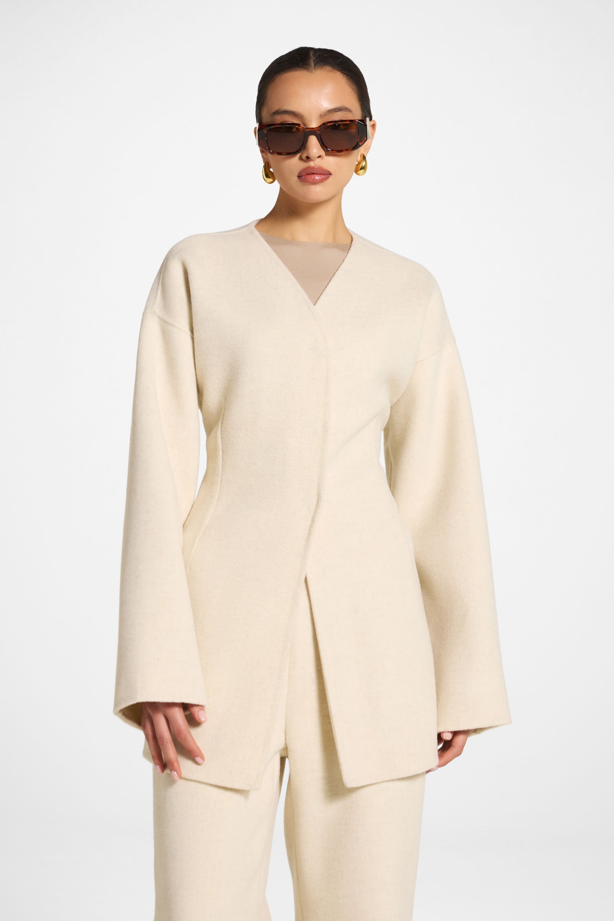 Wool Cinch Jacket - Beige Abayas Veiled 