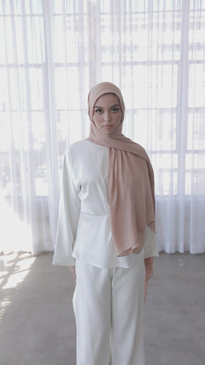 Premium Woven ECOVERO™ Hijab - Nude Blush