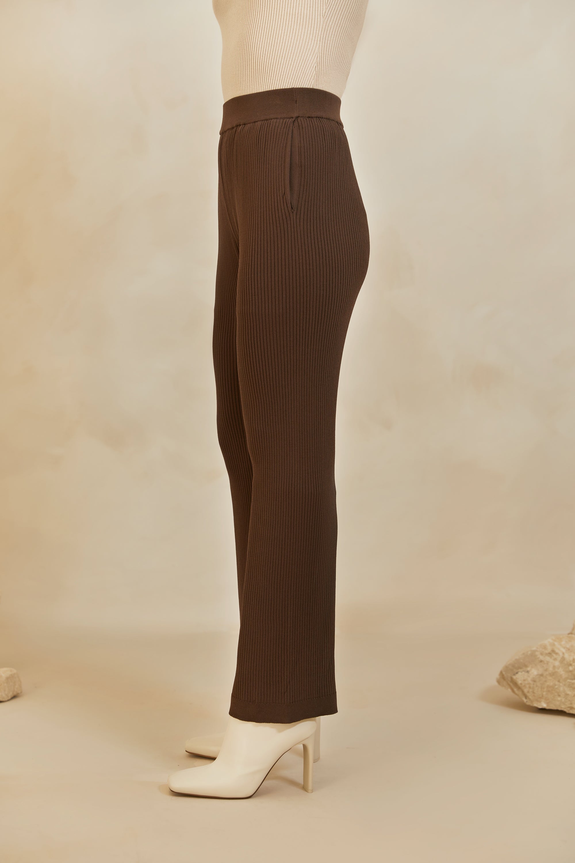 Asma Lite Rib Straight Leg Pants - Java Veiled 
