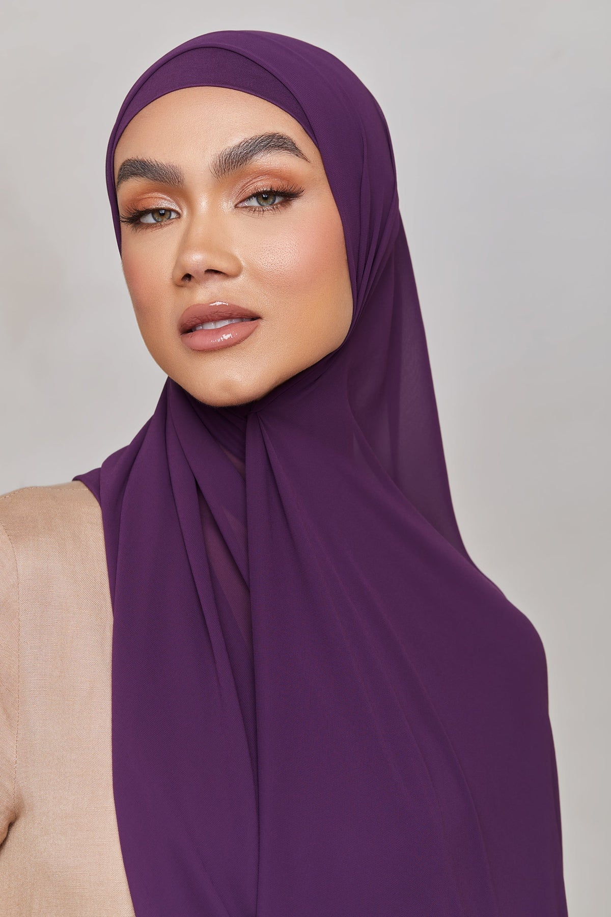 Chiffon LITE Hijab - Deep Purple Veiled 