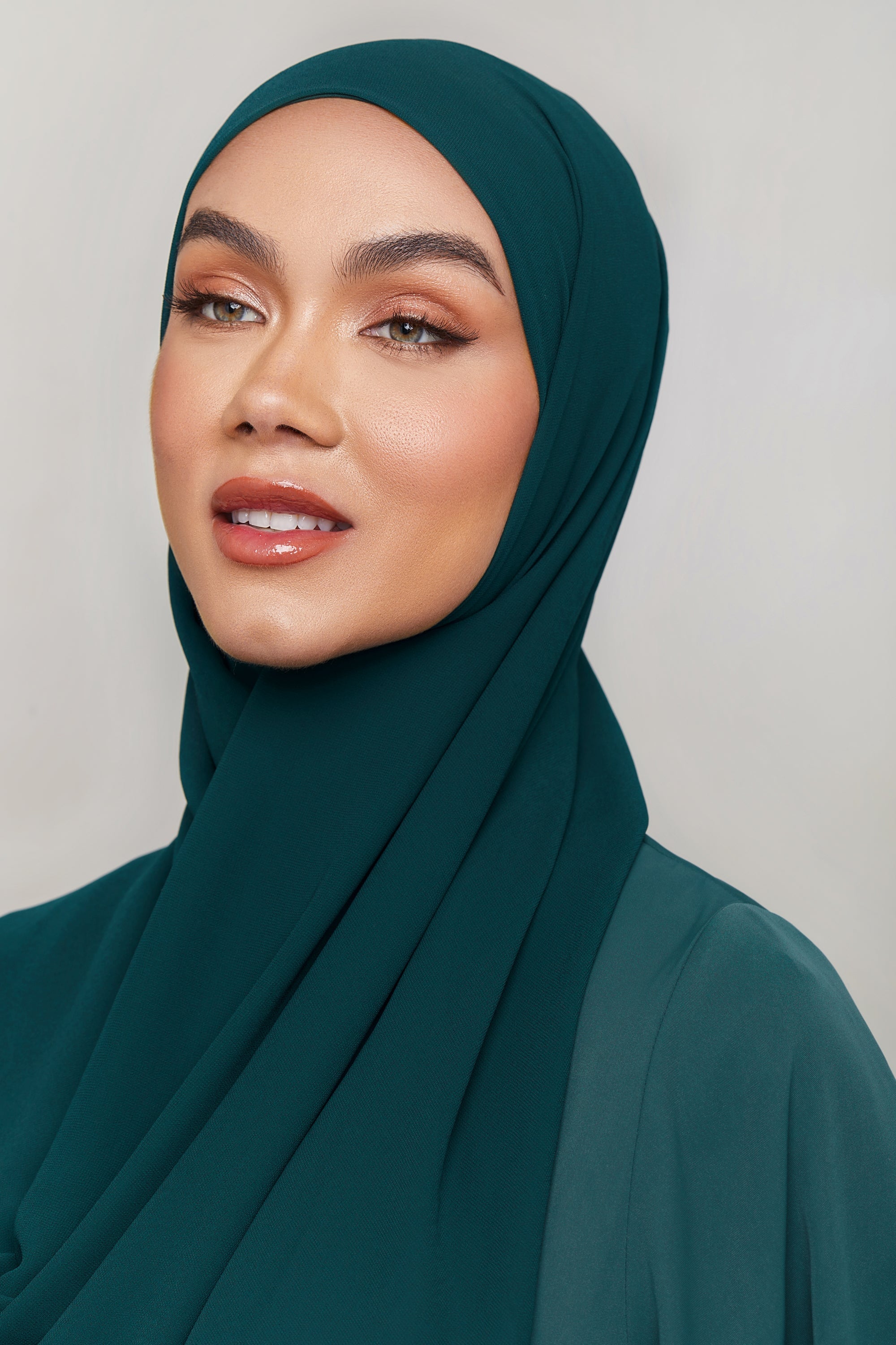 Chiffon LITE Hijab - Deep Teal Veiled 