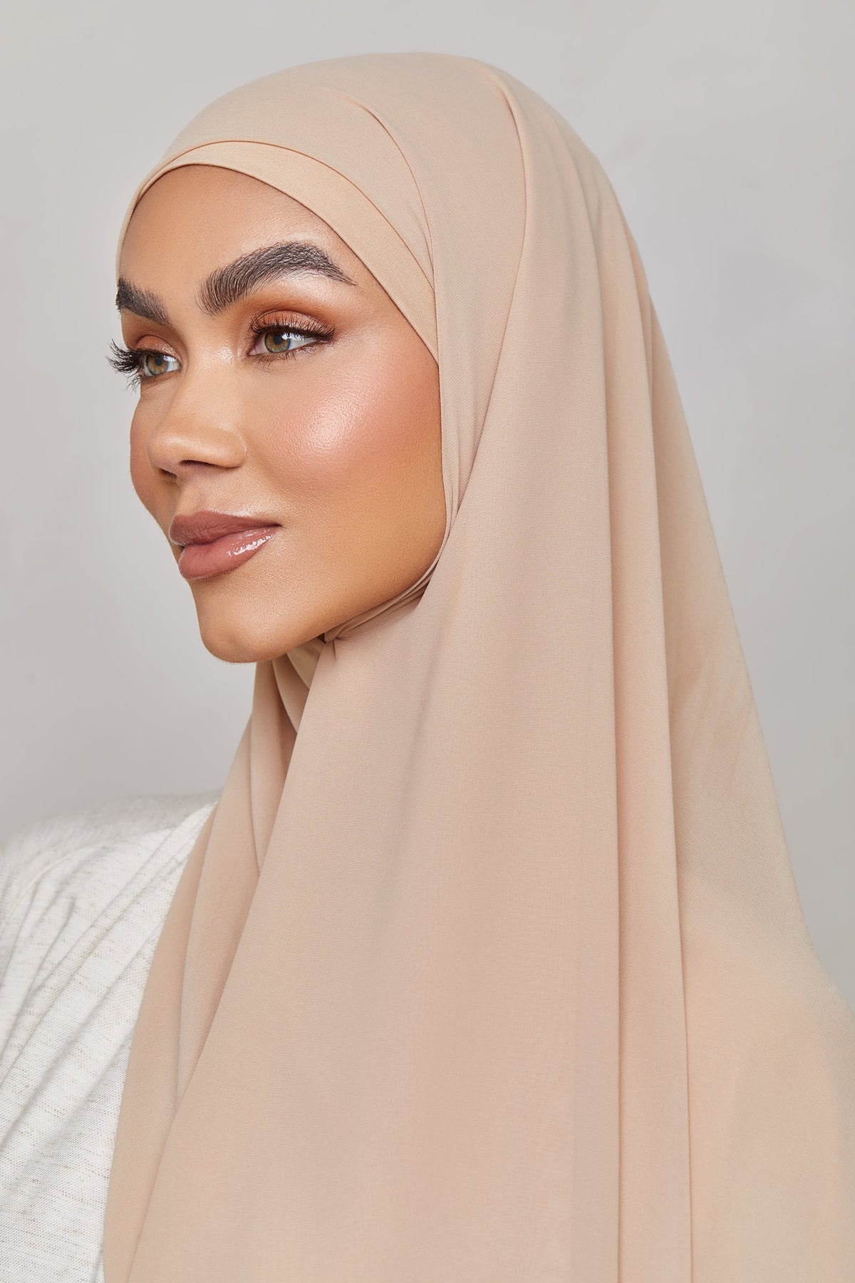 Chiffon LITE Hijab - Light Taupe Veiled 
