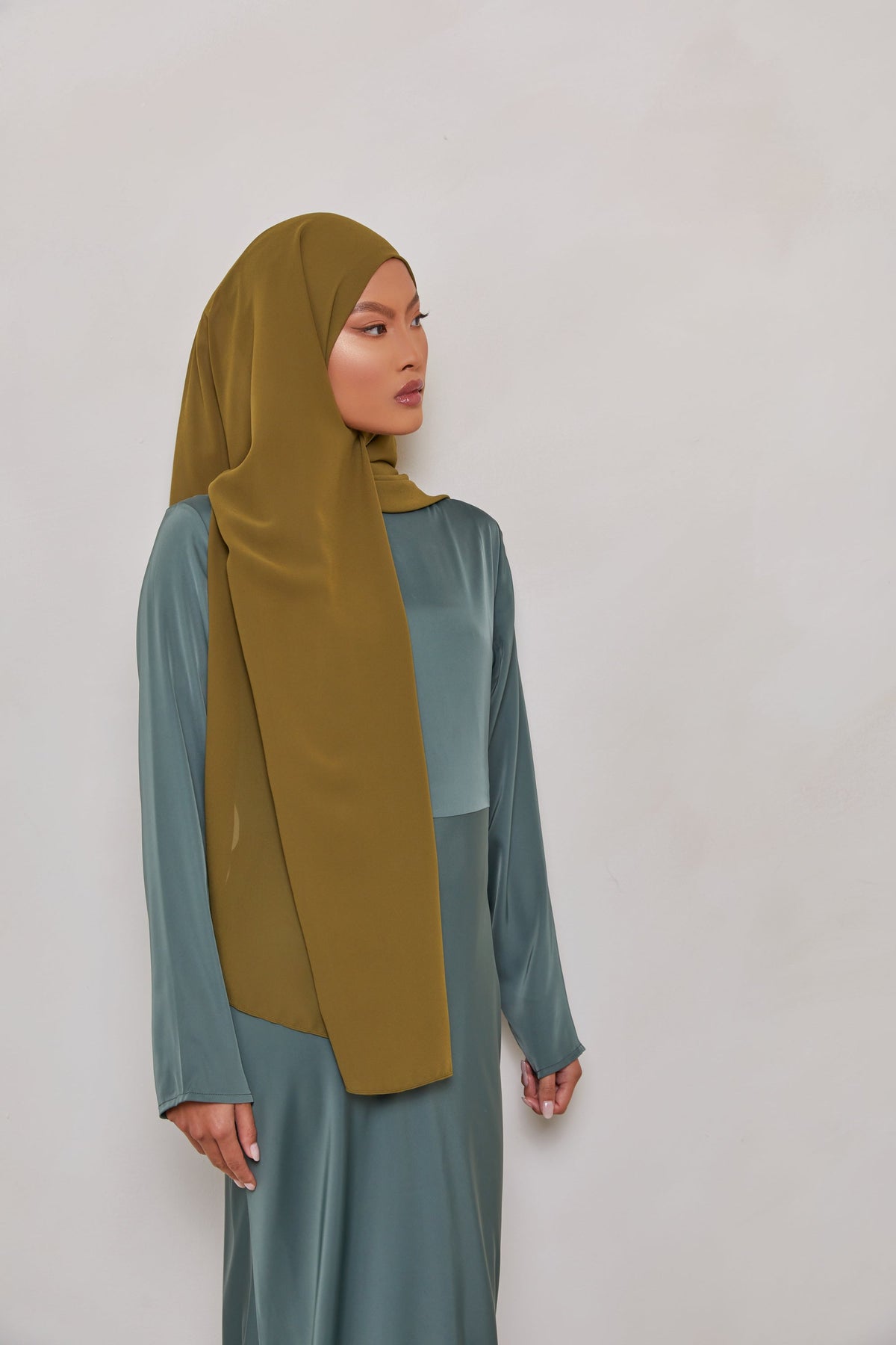 Chiffon LITE Hijab - Moss saigonodysseyhotel 