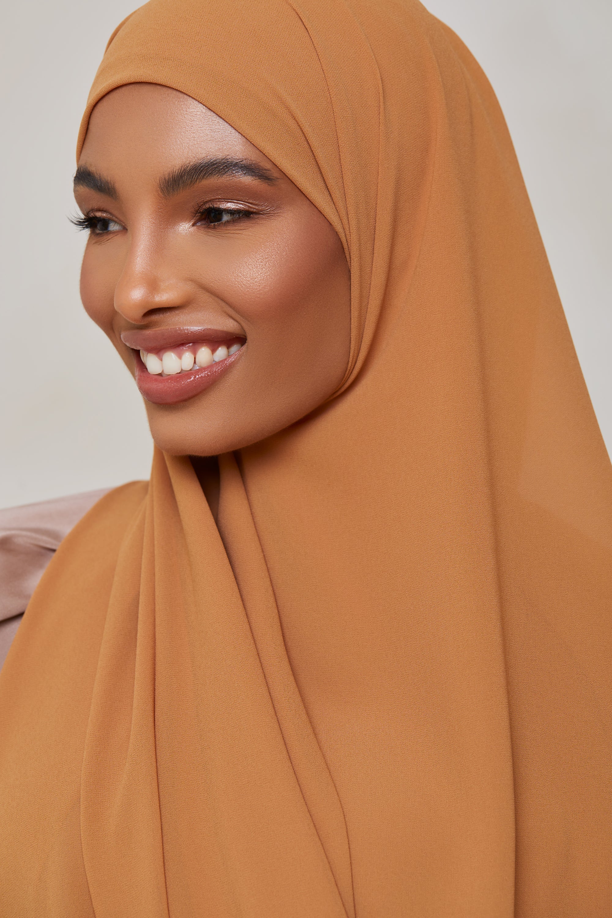 Essential Chiffon Hijab - Latte Veiled Collection 