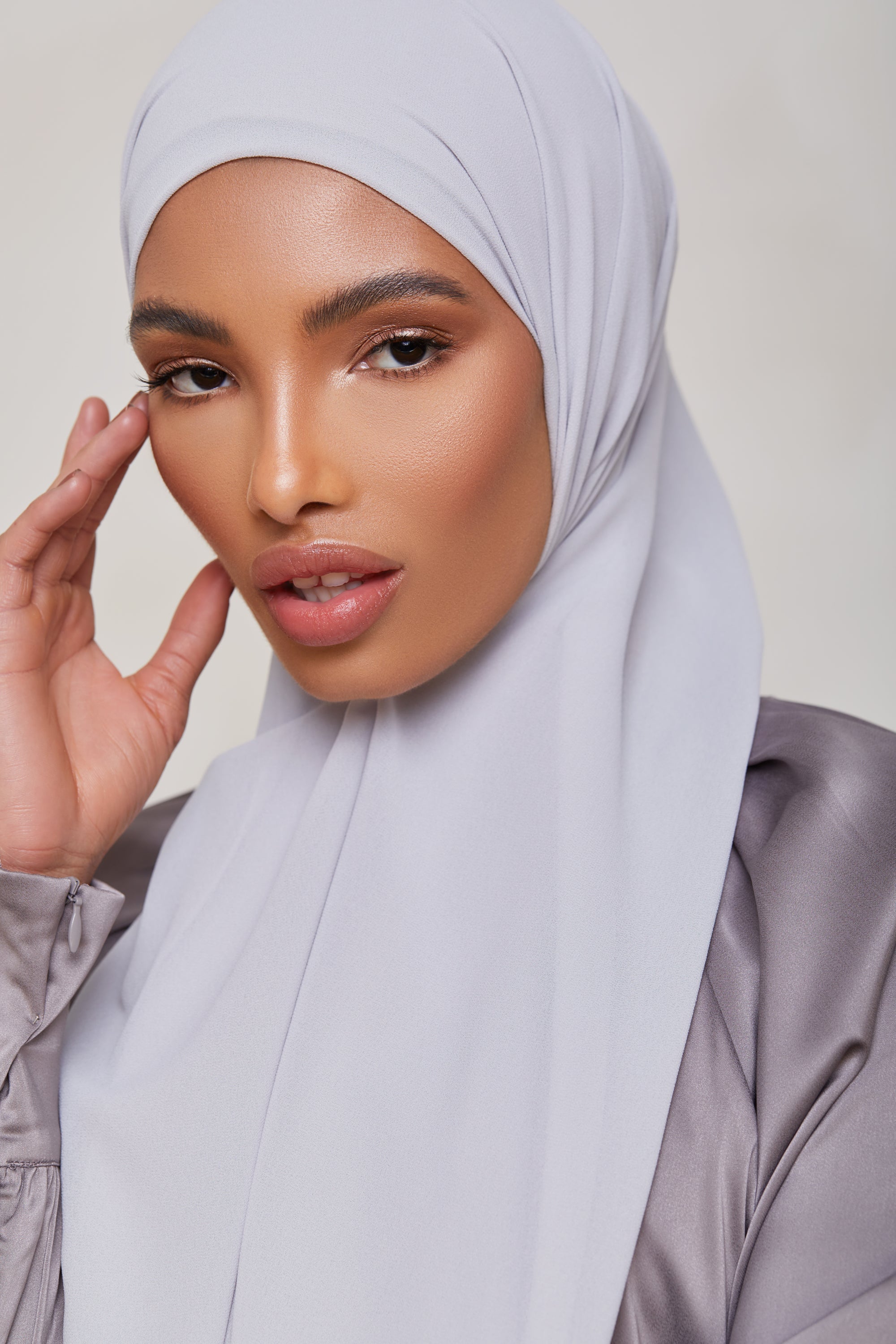 Essential Chiffon Hijab - Light Grey