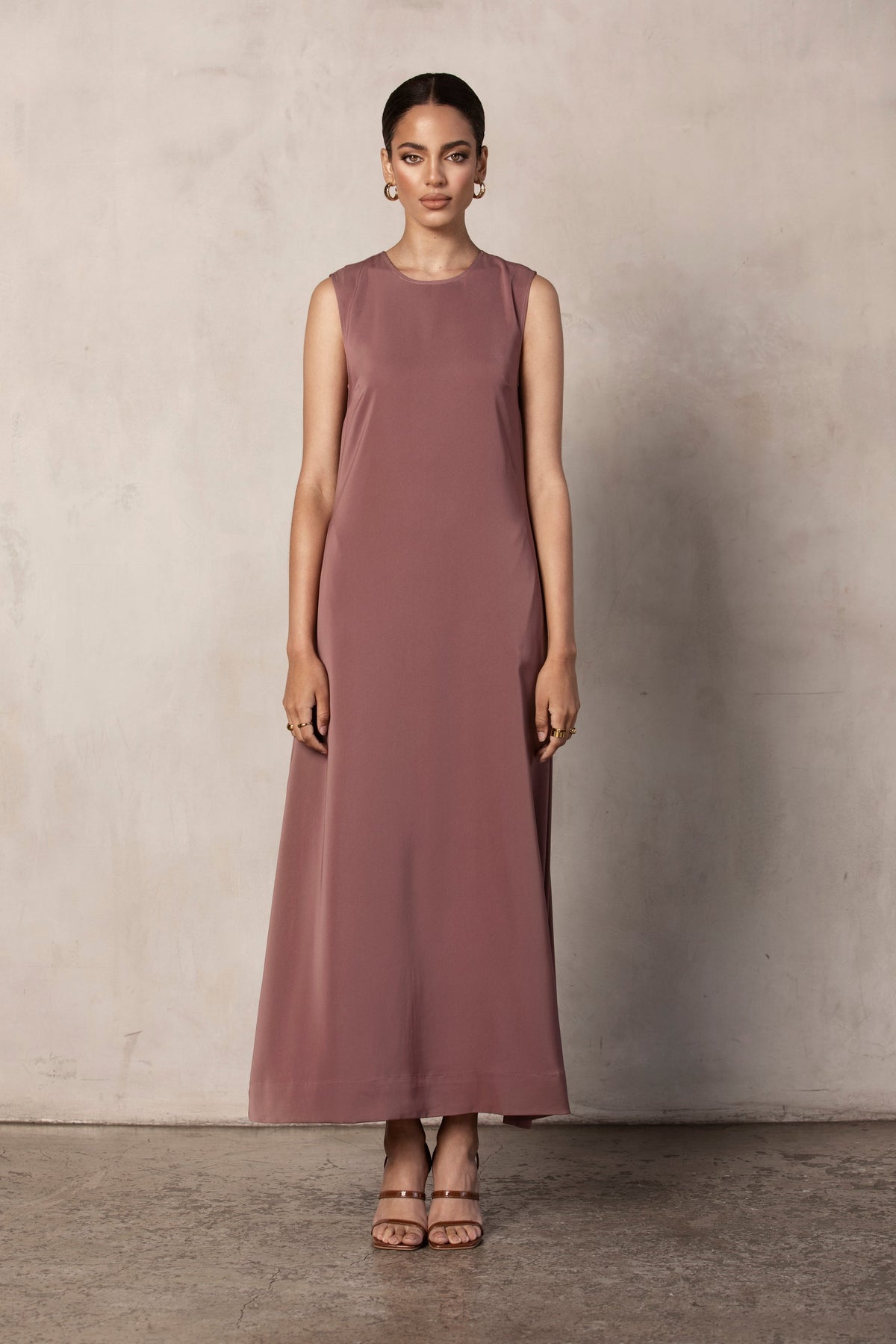 Eva Essential Sleeveless Maxi Dress - Dark Mauve Veiled Collection 