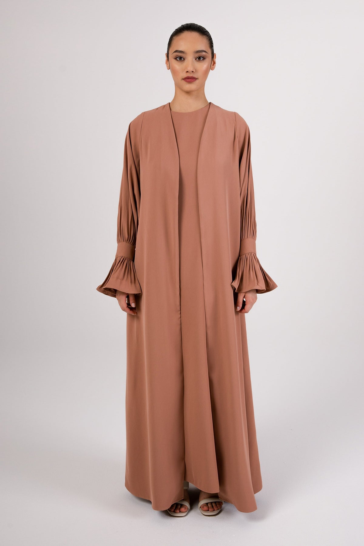 Jamila Cinched Sleeve Open Abaya - Desert Clay Veiled 