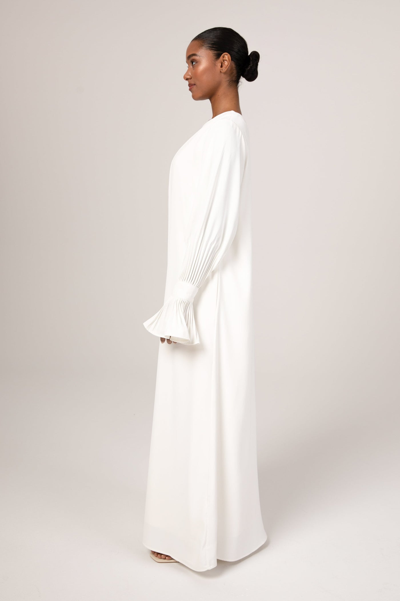 Jamila Cinched Sleeve Open Abaya White